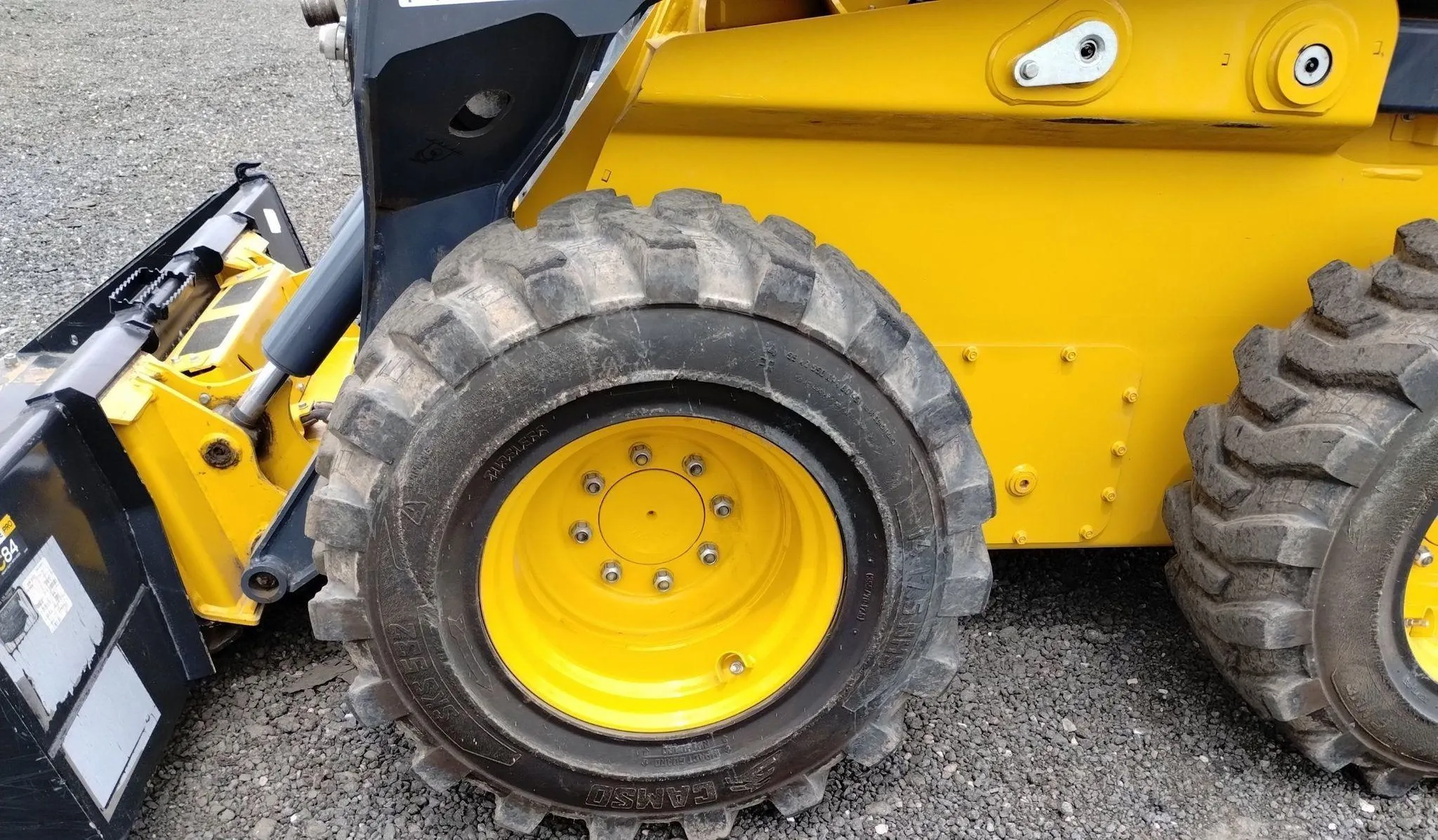 2022 John Deere 330G