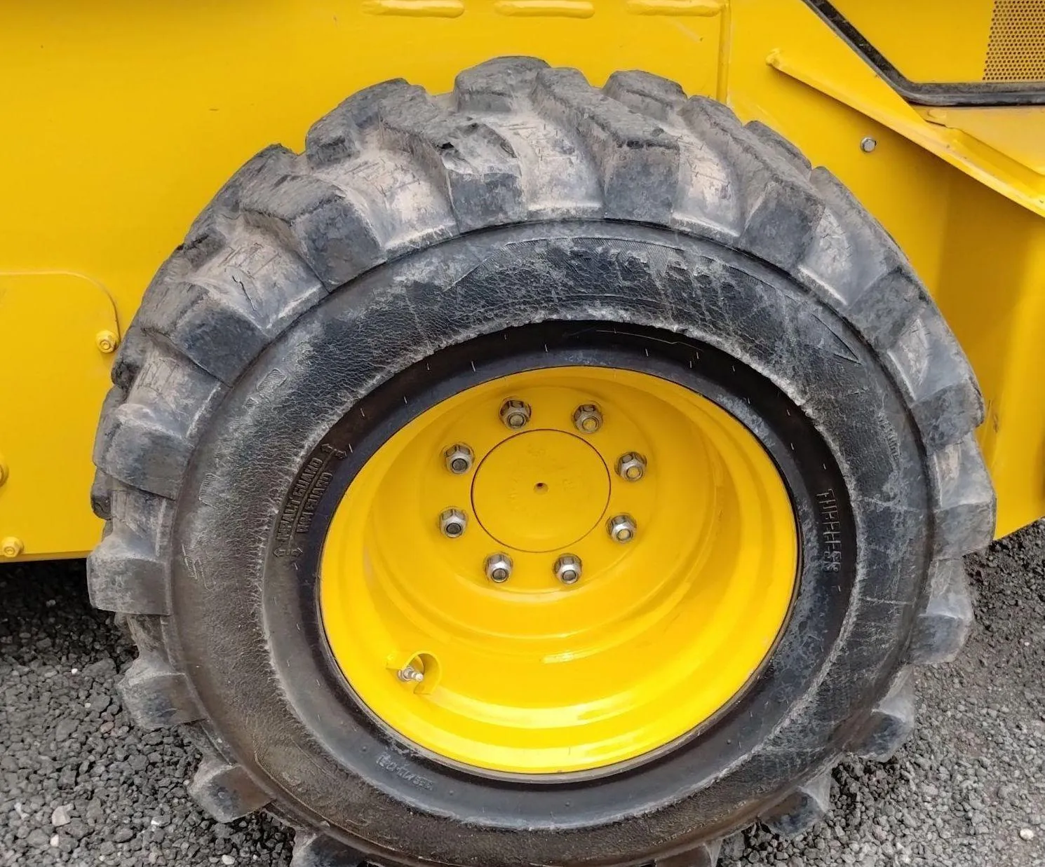 2022 John Deere 330G