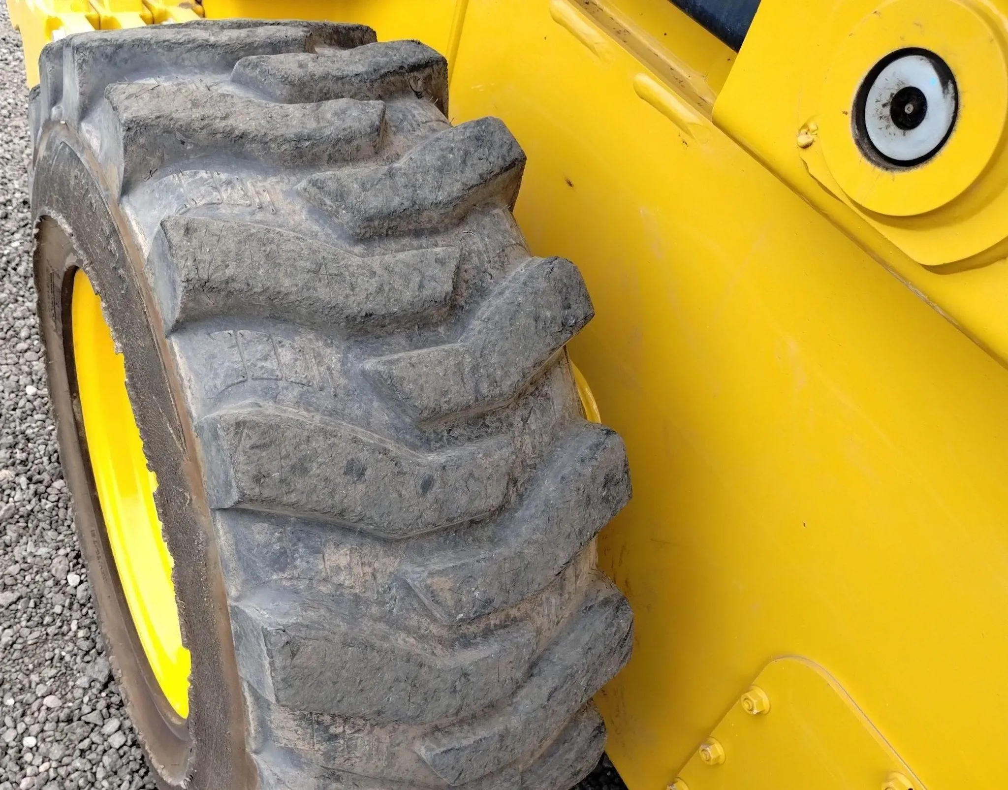 2022 John Deere 330G