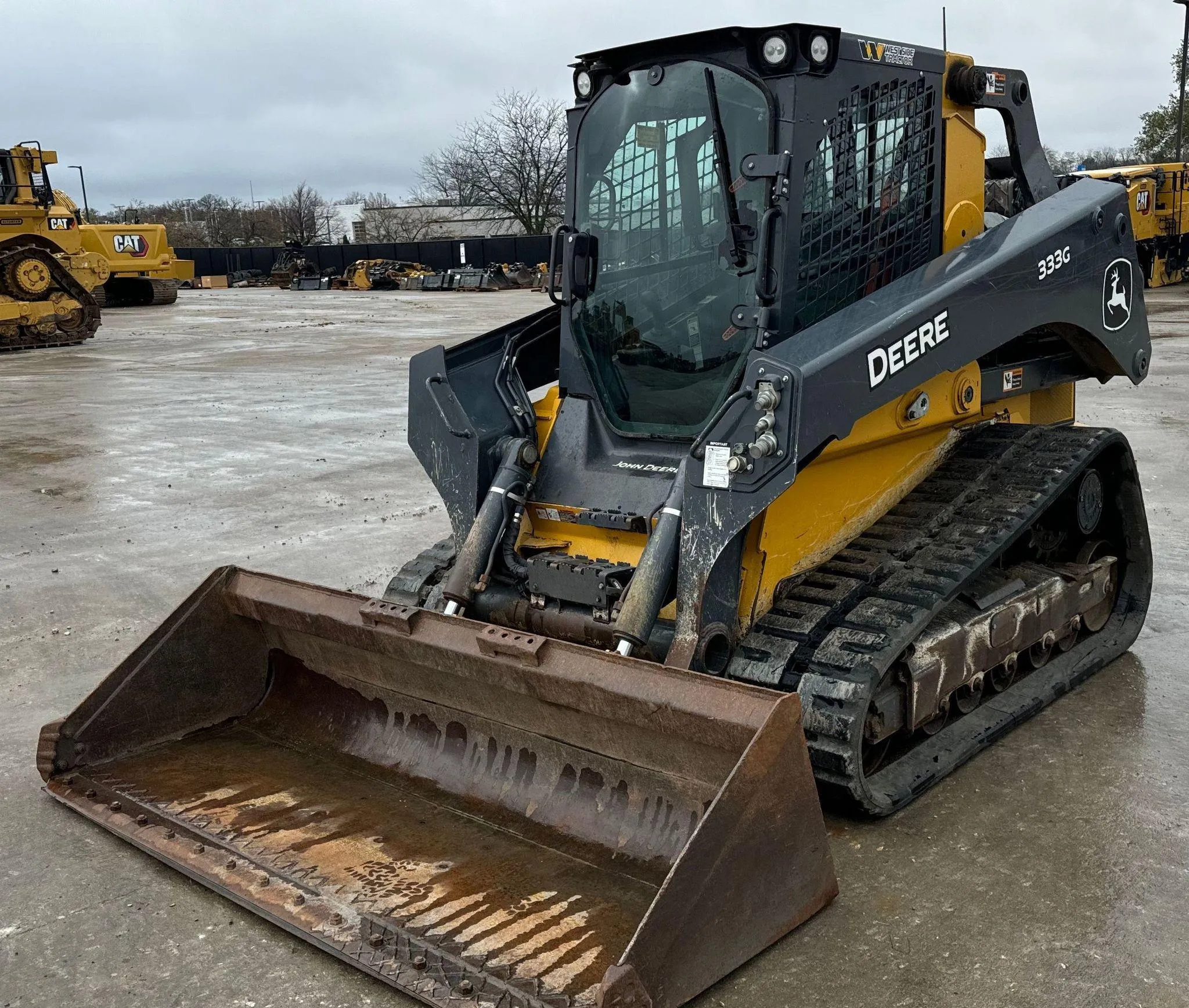 2022 John Deere 2022 John Deere 333G alt