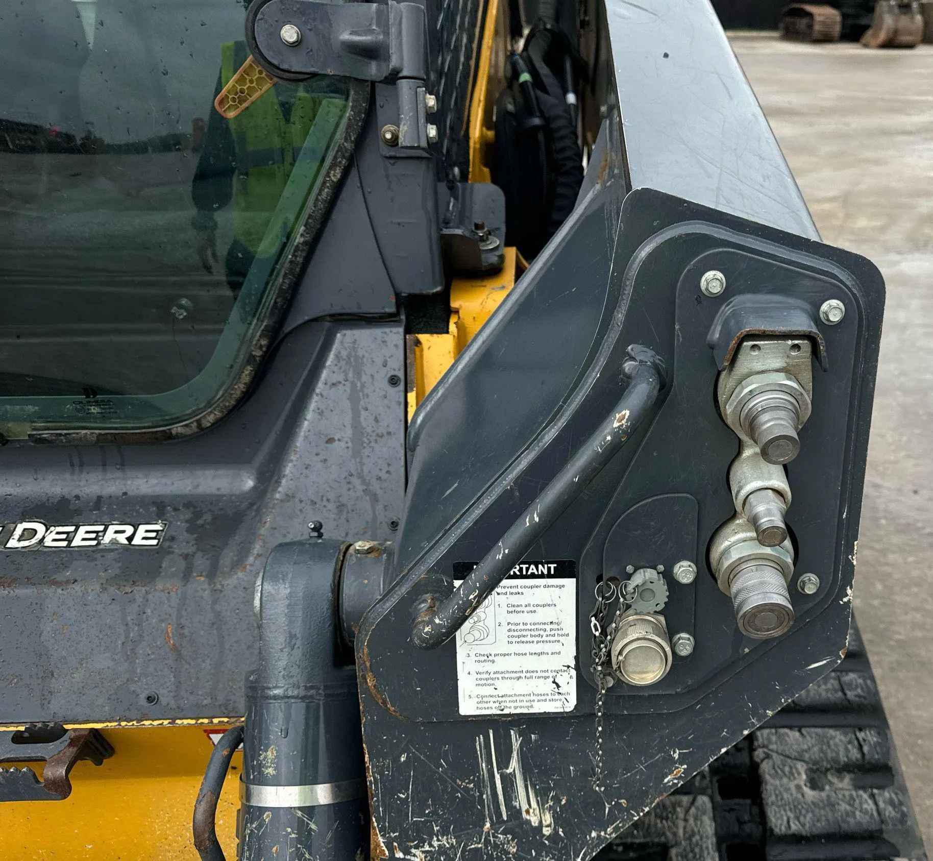 2022 John Deere 333G