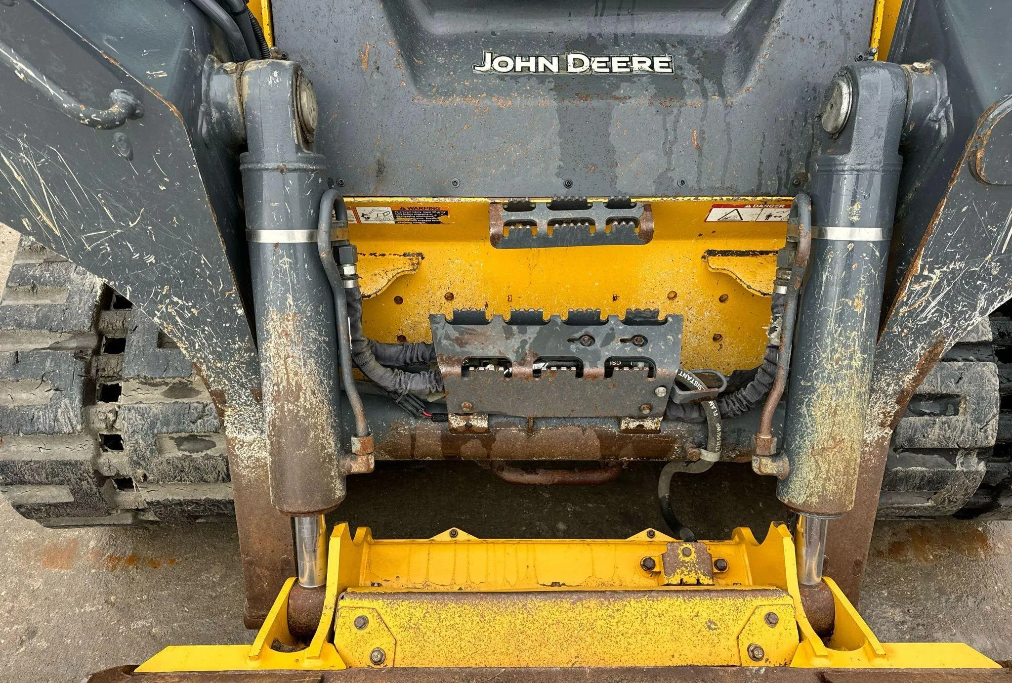 2022 John Deere 333G