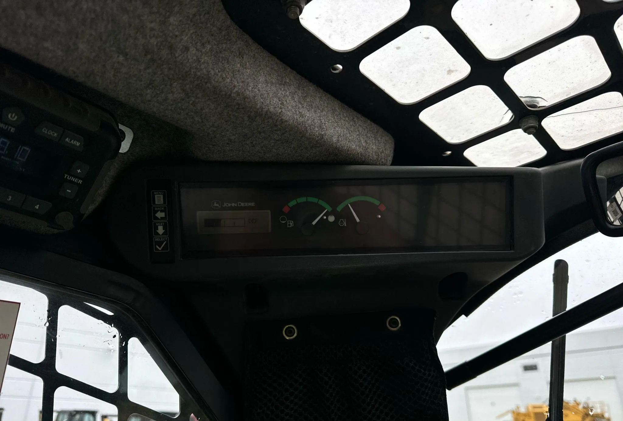 2022 John Deere 333G
