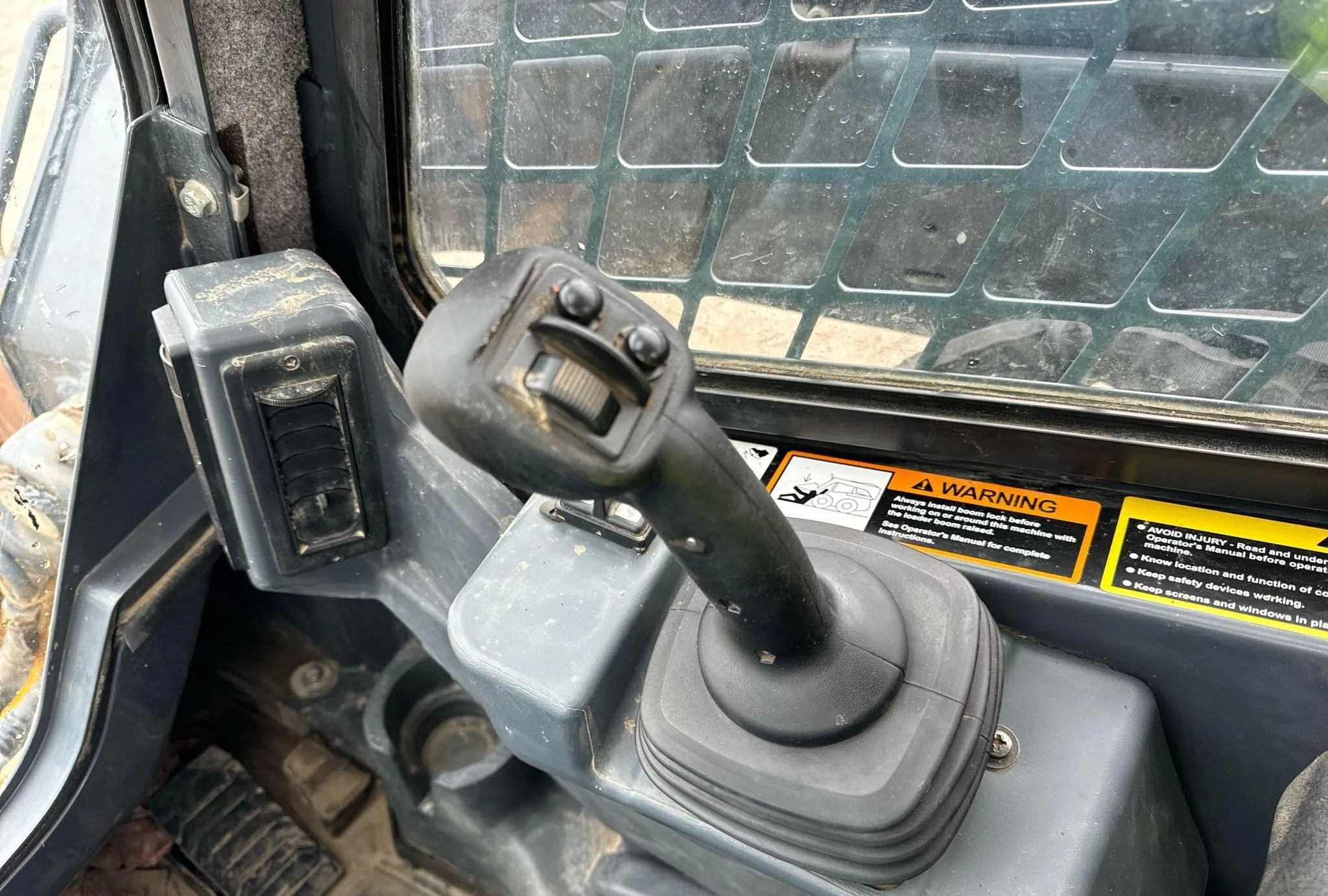 2022 John Deere 333G