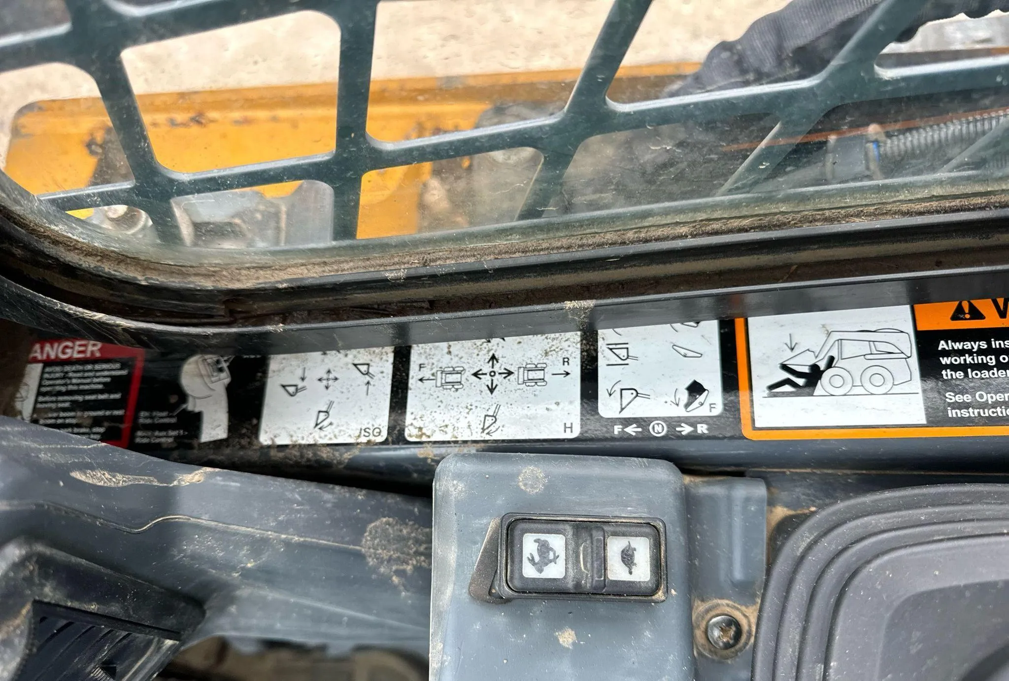 2022 John Deere 333G