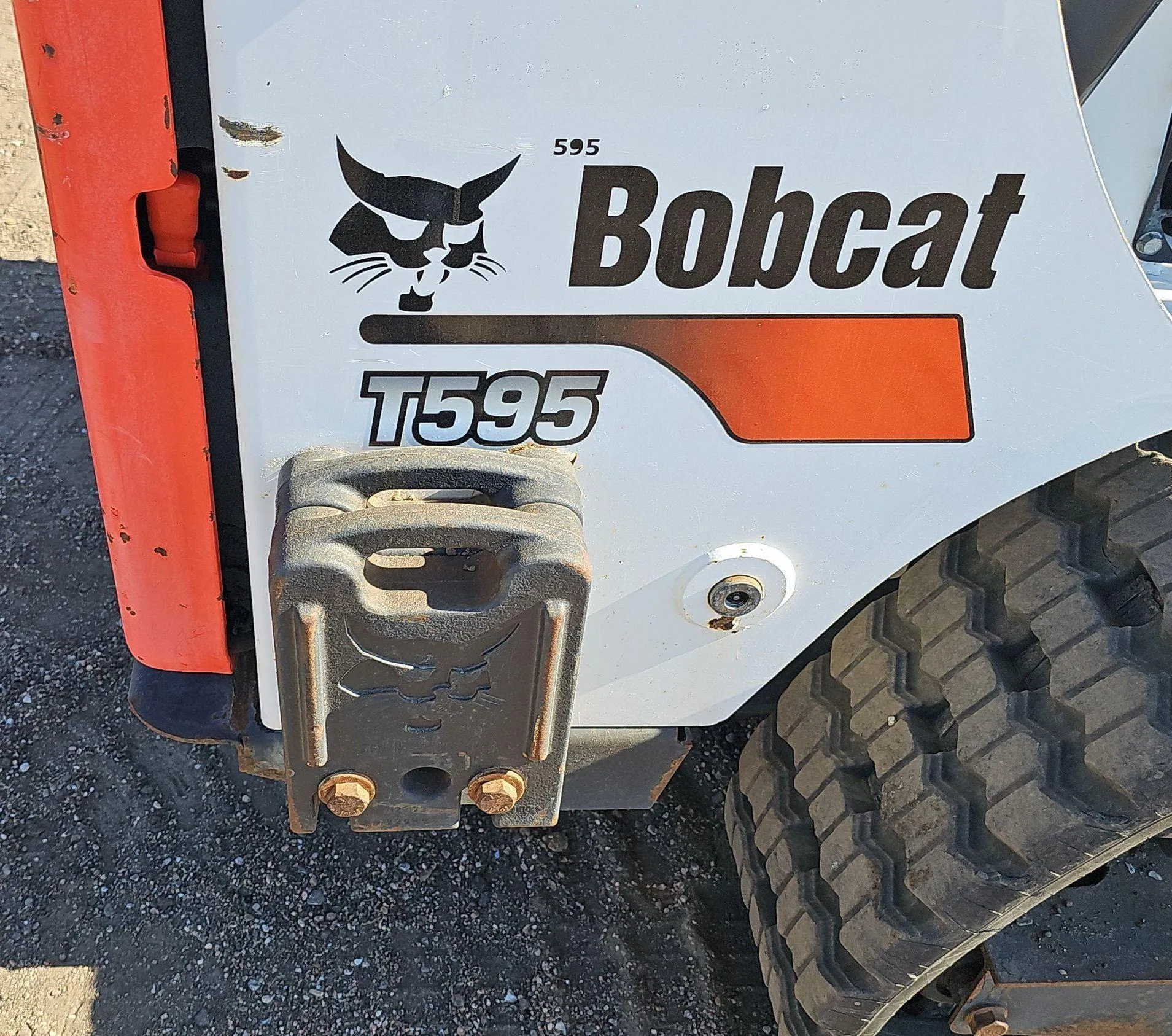 2019 Bobcat T595