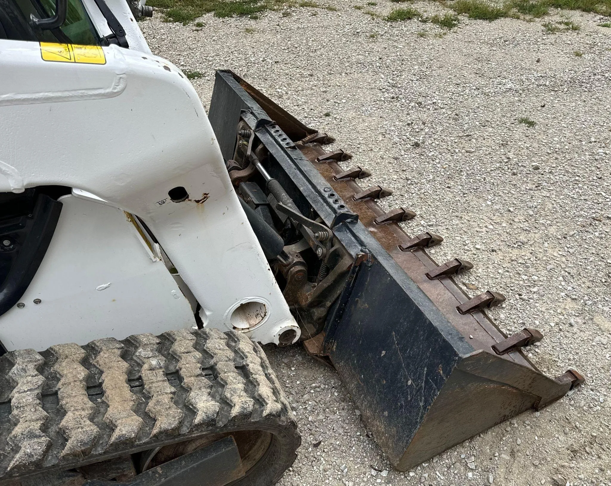 2022 Bobcat T76 R-Series