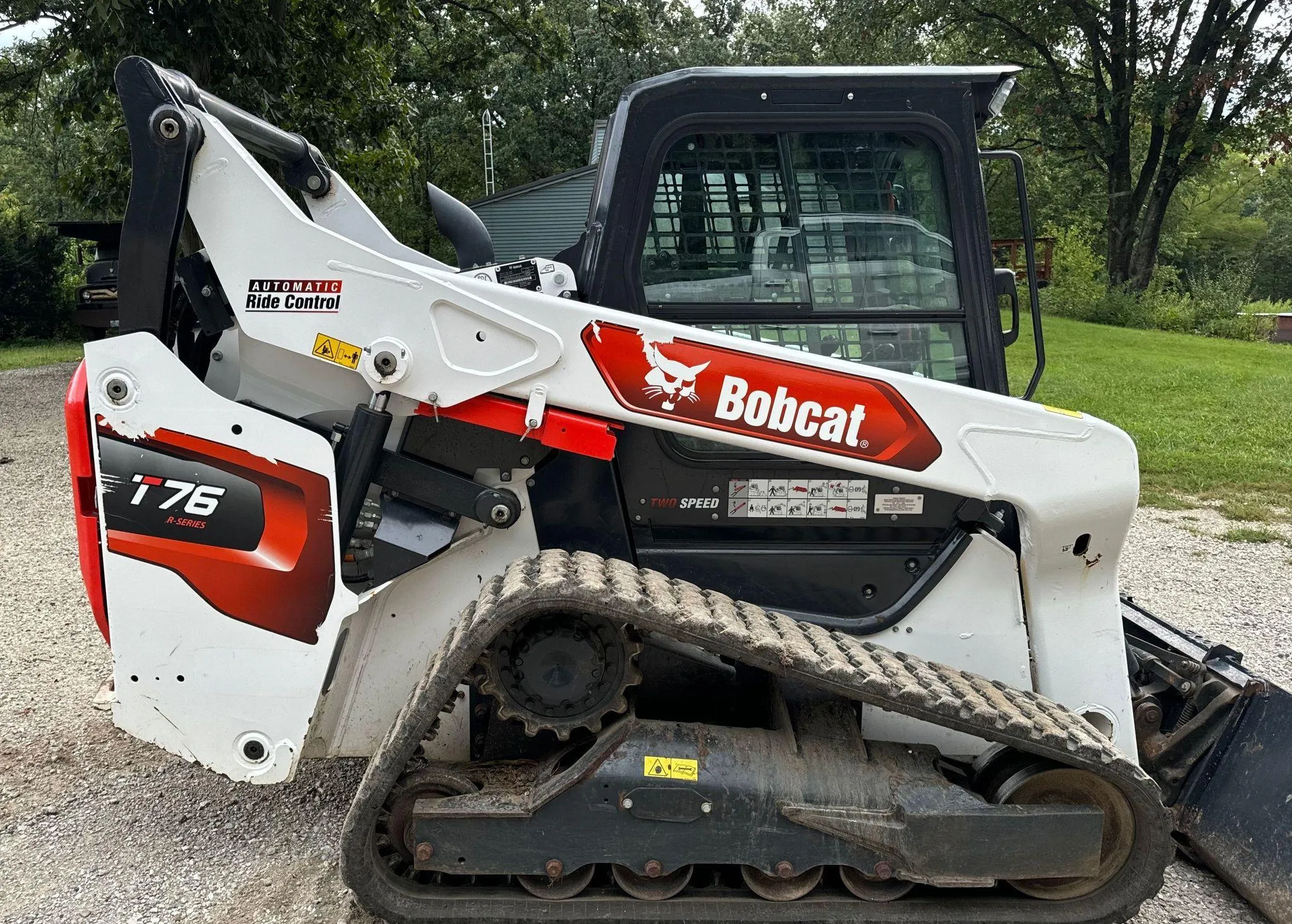 2022 Bobcat T76 R-Series