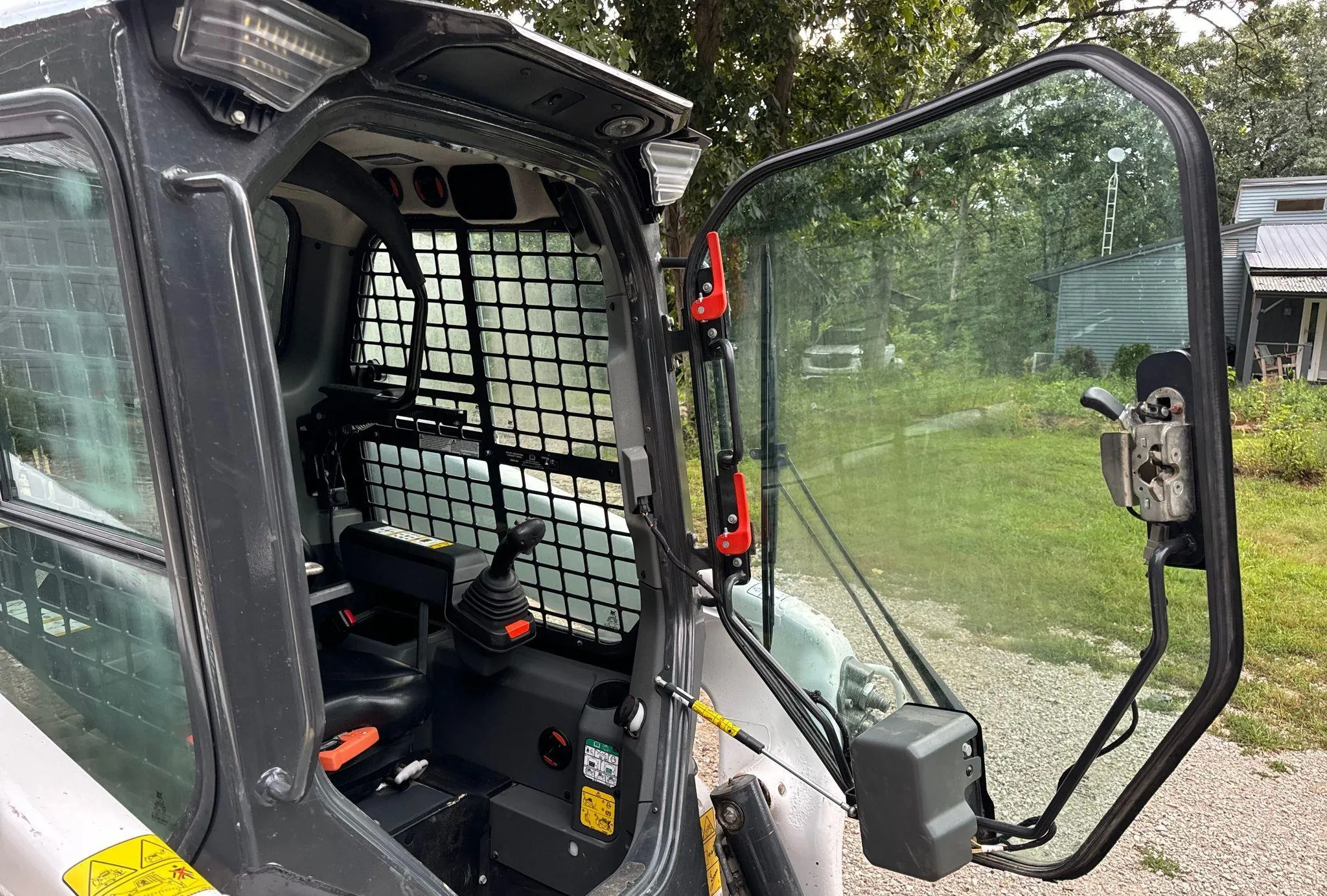2022 Bobcat T76 R-Series