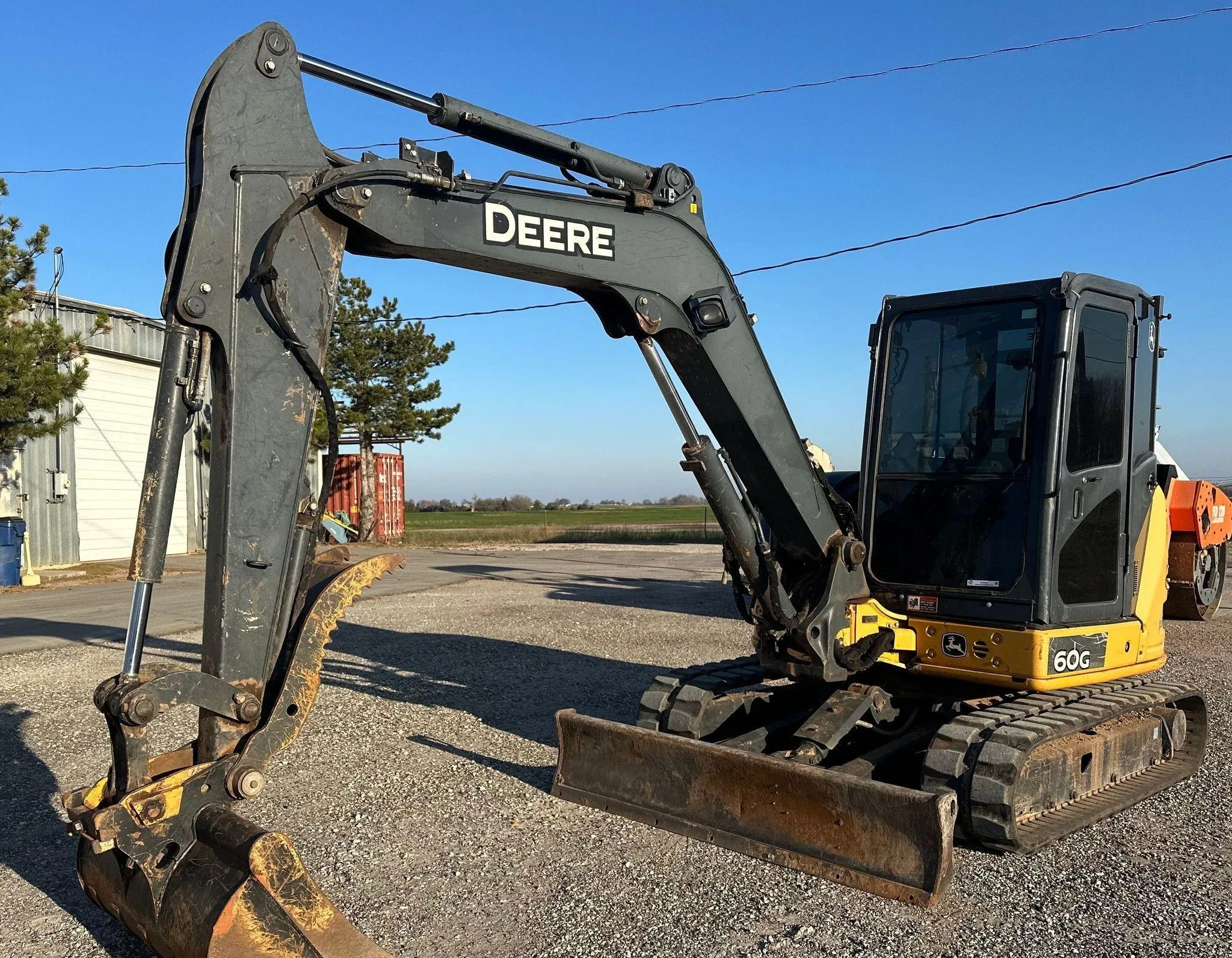 2016 John Deere 2016 John Deere 60G alt