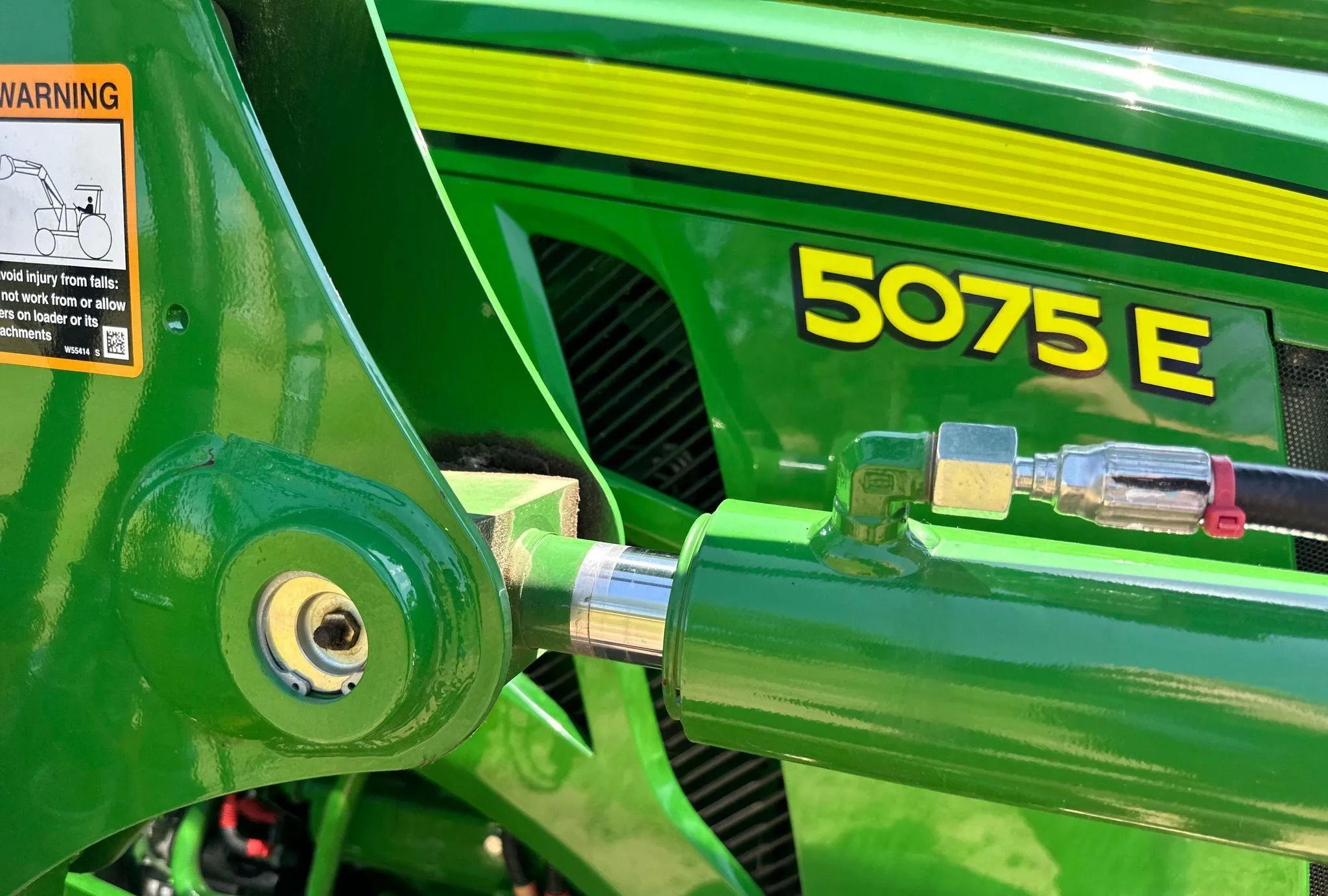 2021 John Deere 5075E