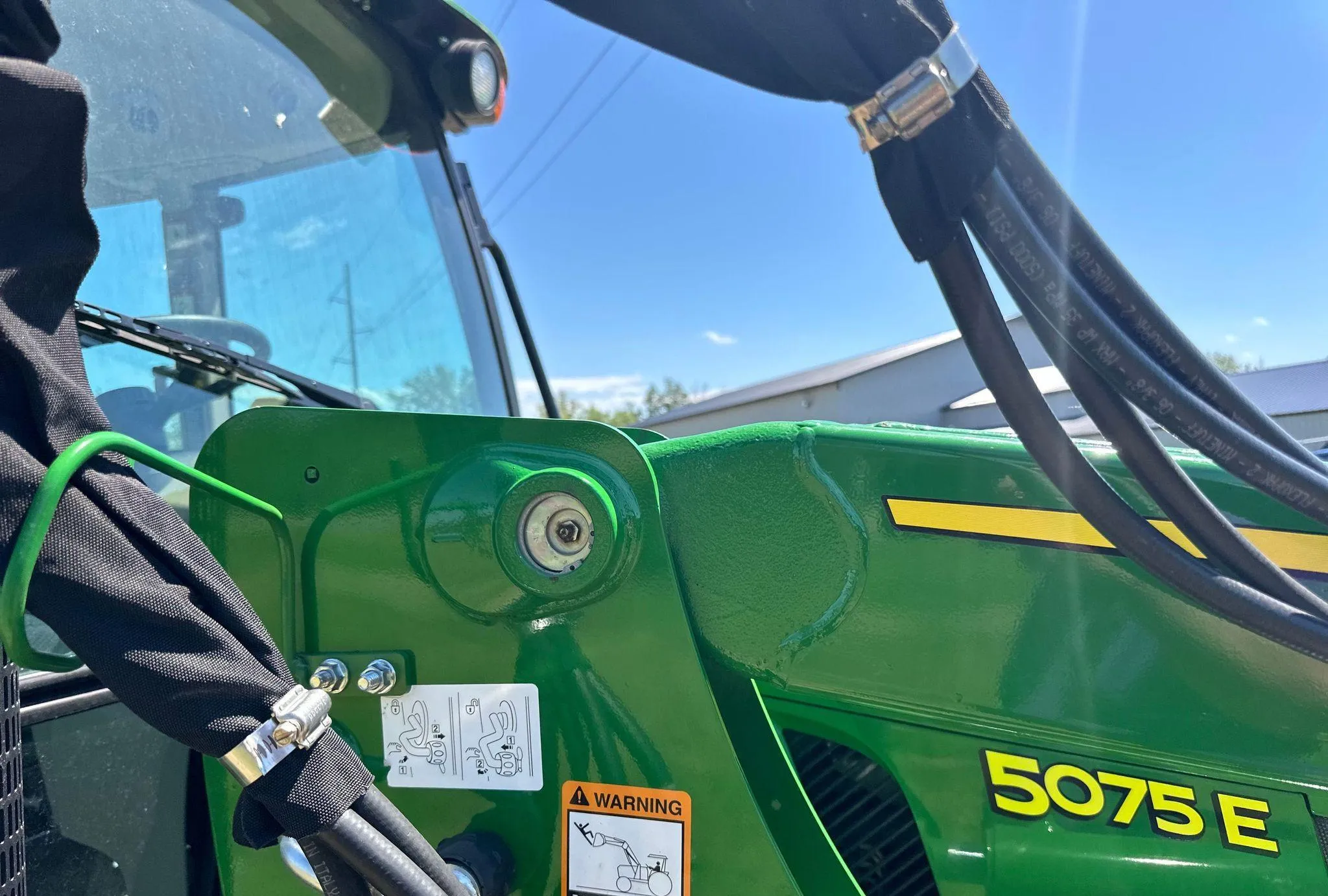 2021 John Deere 5075E