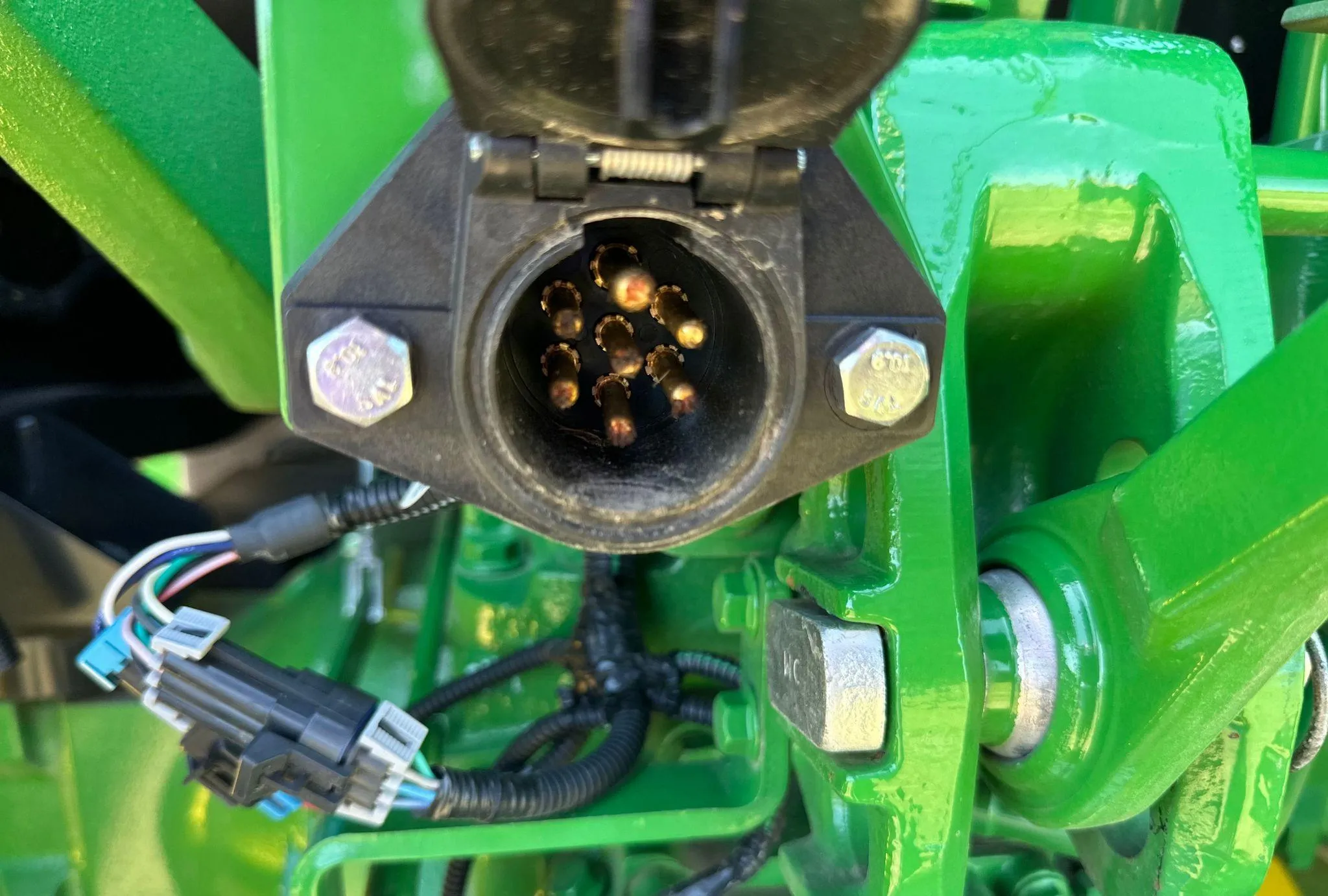 2021 John Deere 5075E
