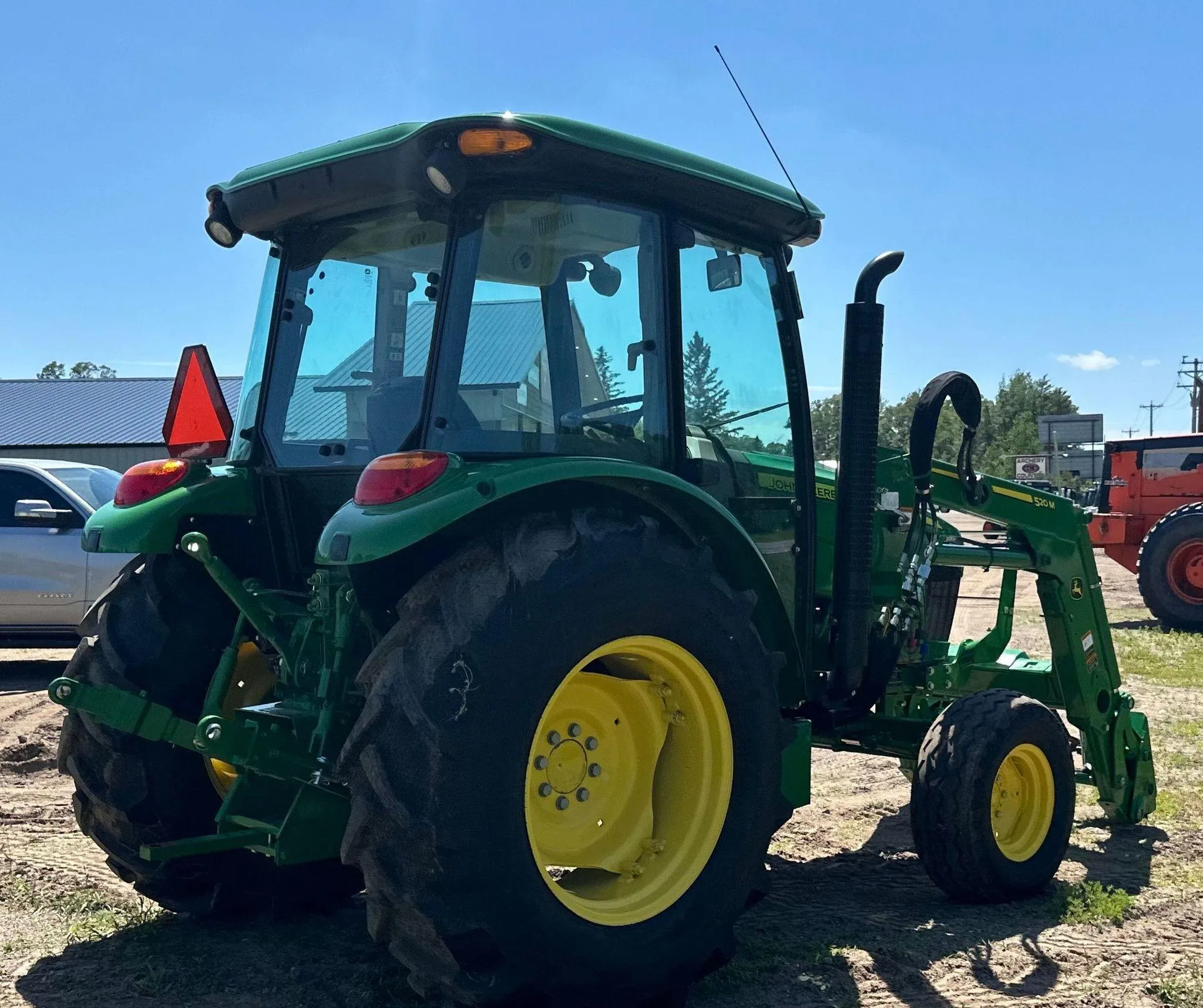 2021 John Deere 5075E