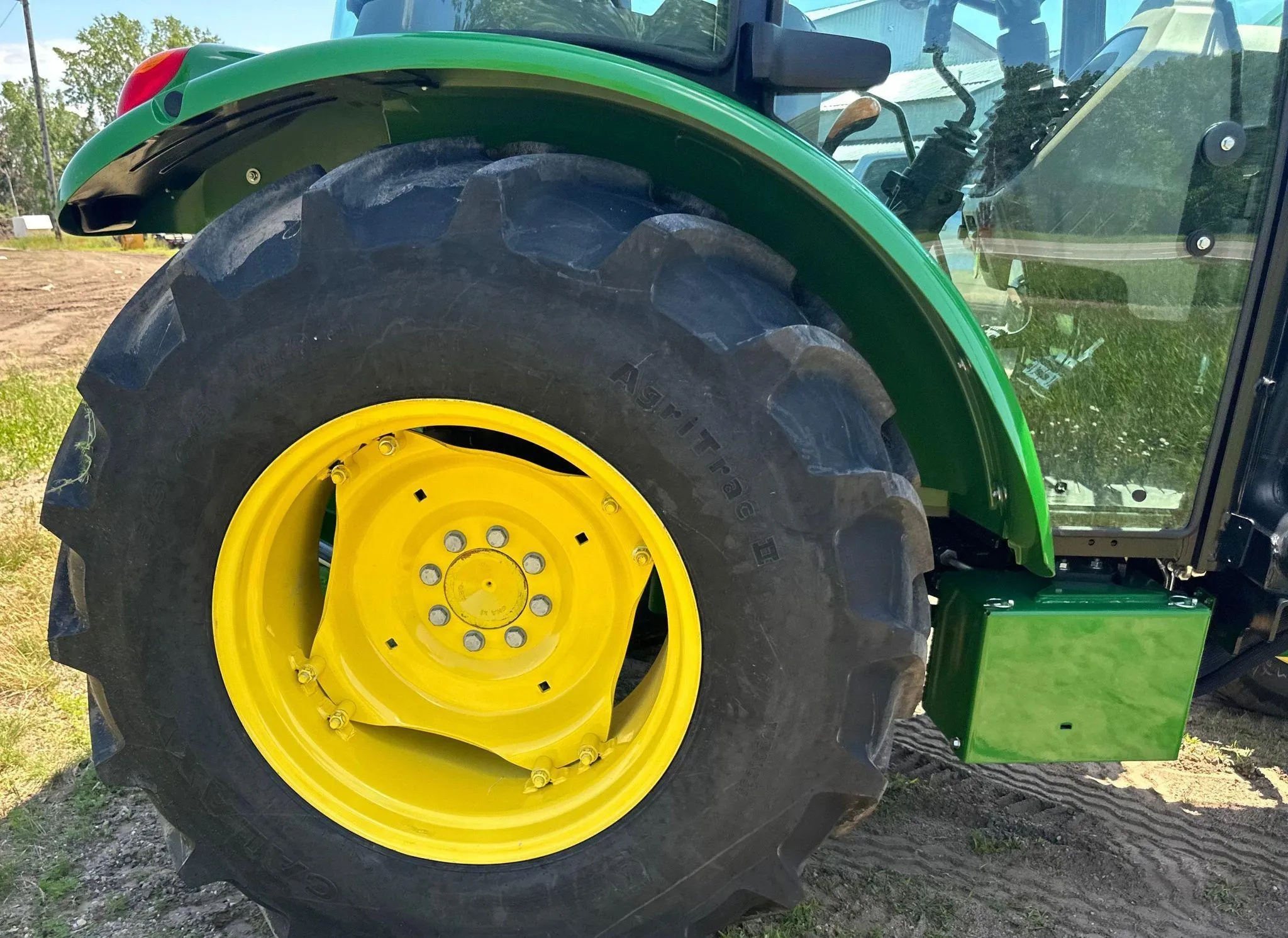 2021 John Deere 5075E