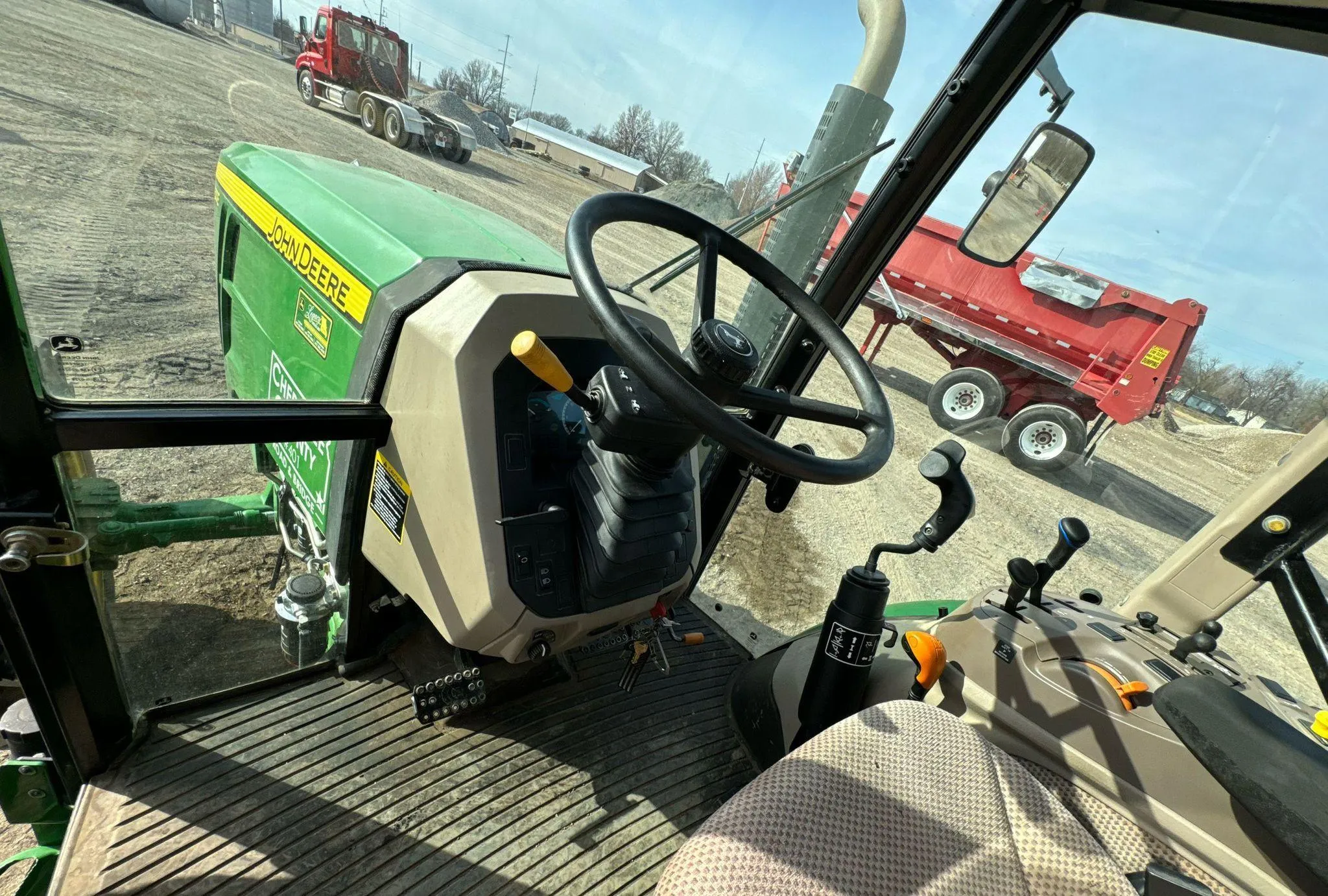 2014 John Deere 5100E MFWD