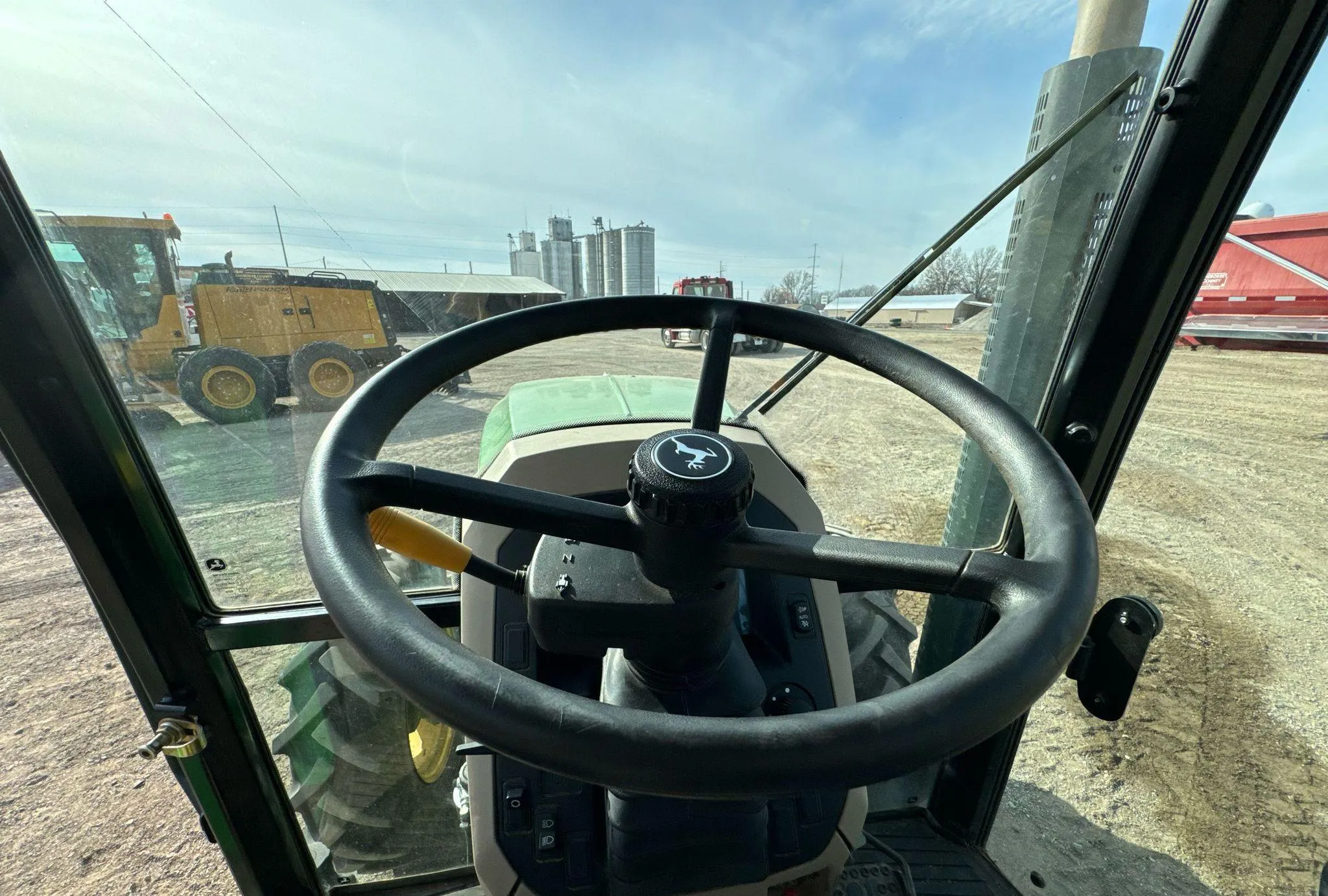 2014 John Deere 5100E MFWD