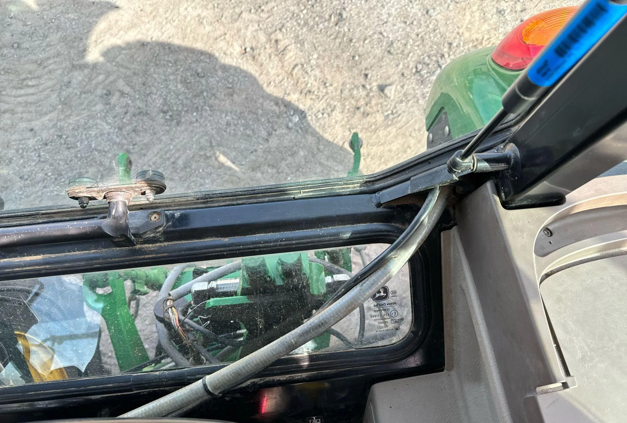 2014 John Deere 5100E MFWD