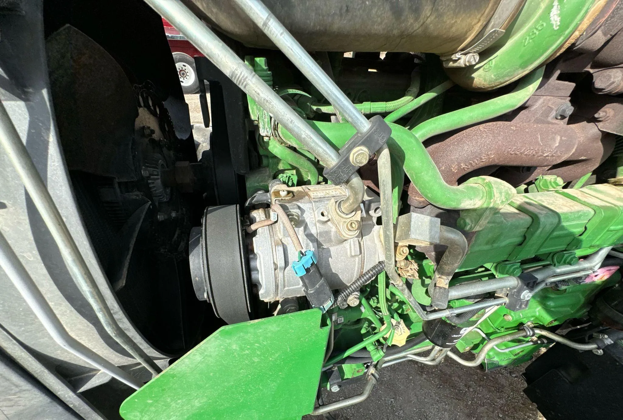 2014 John Deere 5100E MFWD