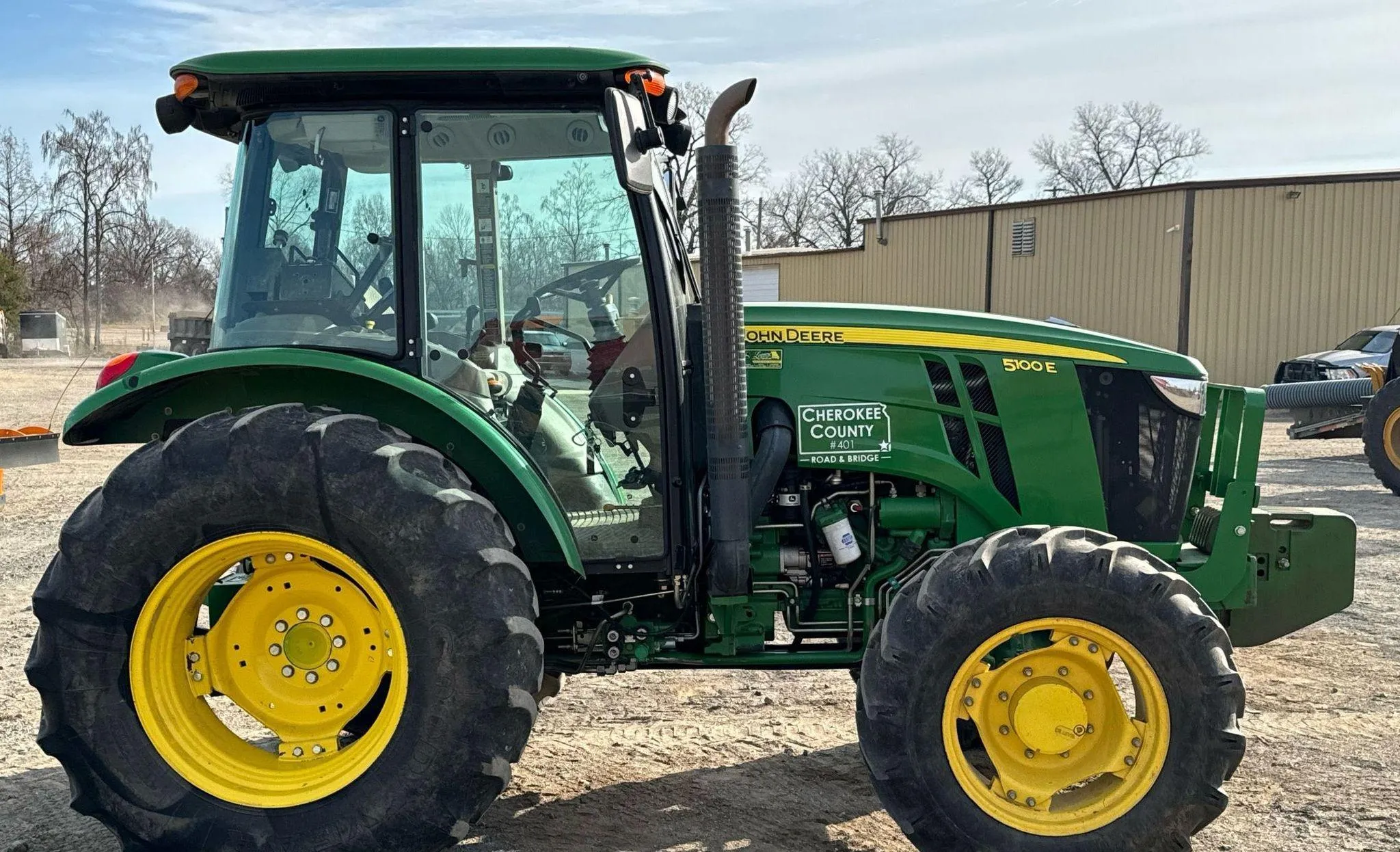 2014 John Deere 5100E MFWD