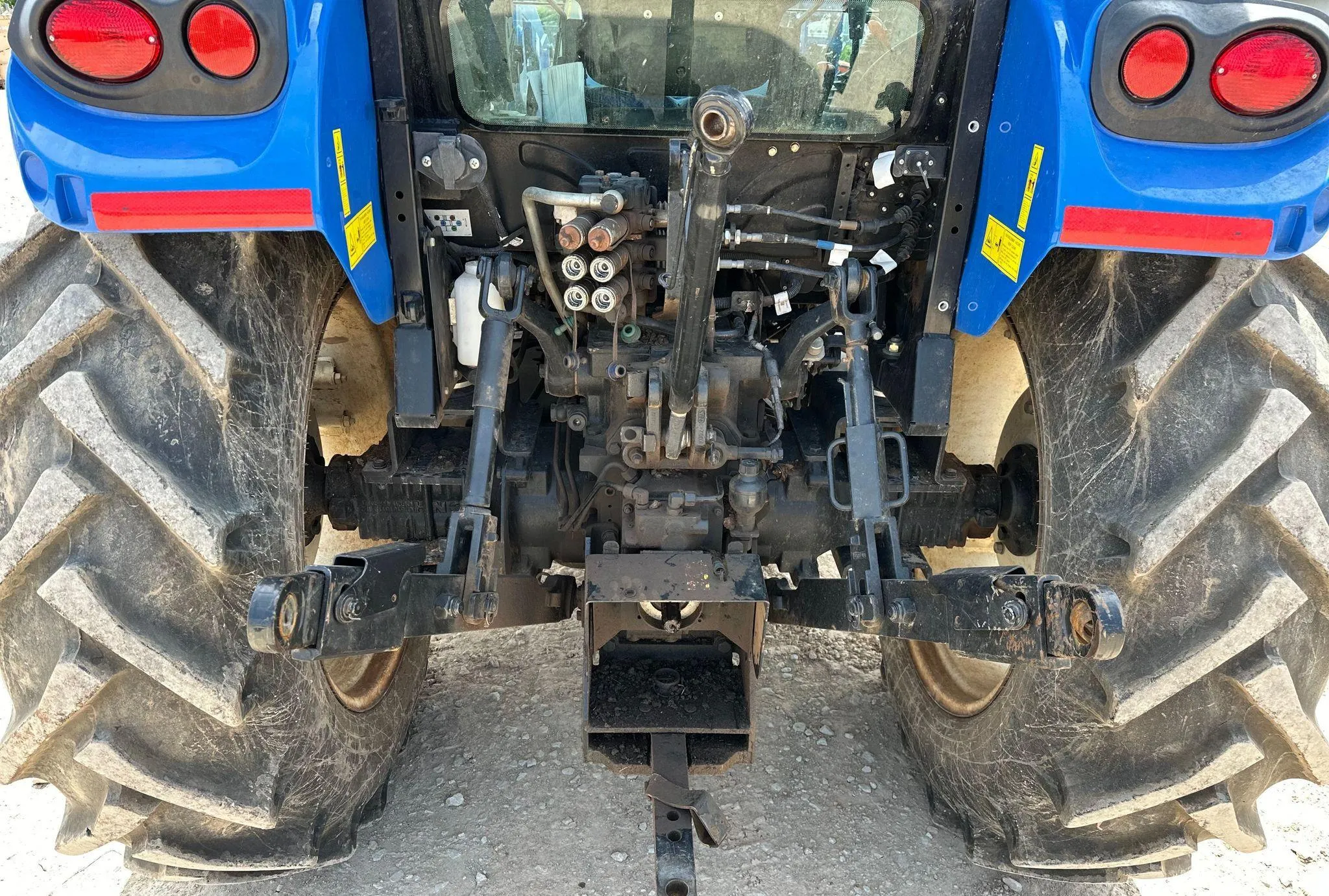 2020 New Holland Workmaster 120 MFWD