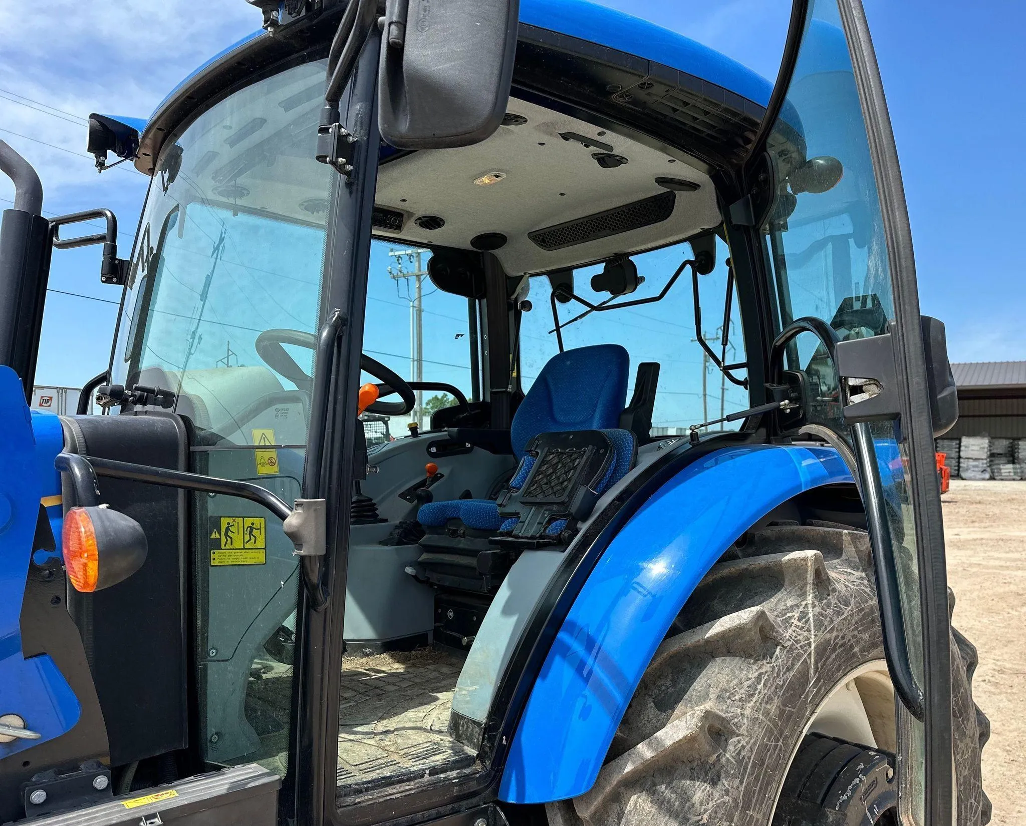 2020 New Holland Workmaster 120 MFWD
