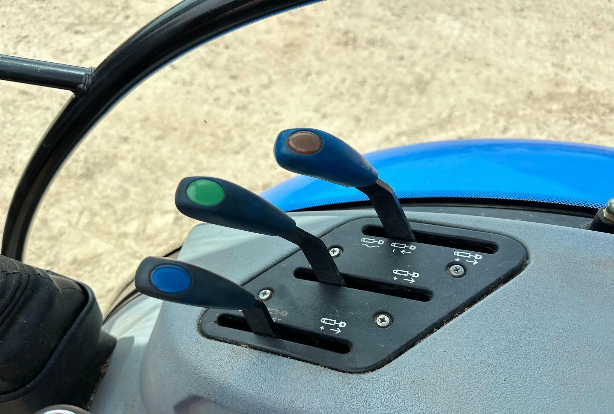 2020 New Holland Workmaster 120 MFWD