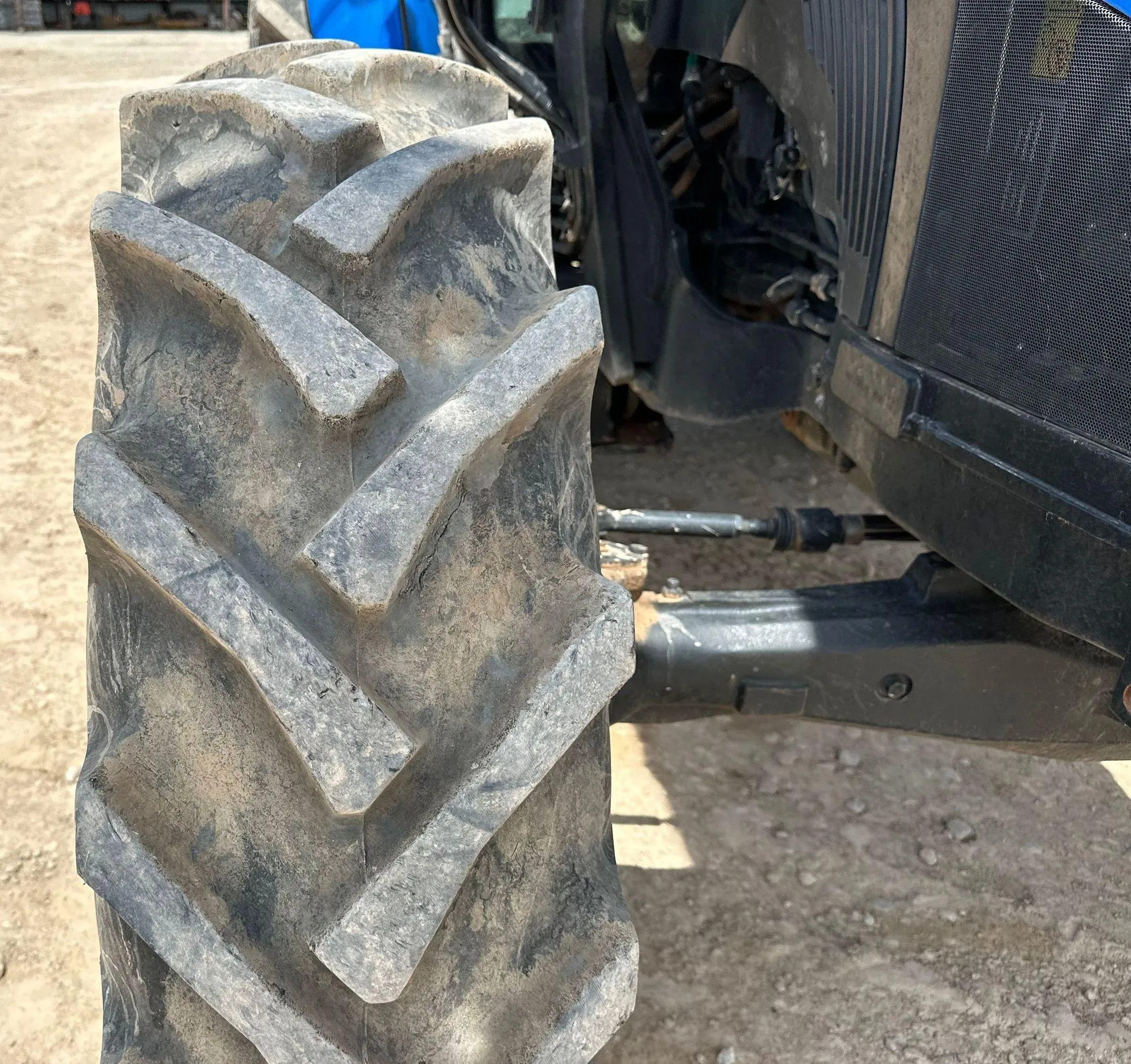 2020 New Holland Workmaster 120 MFWD