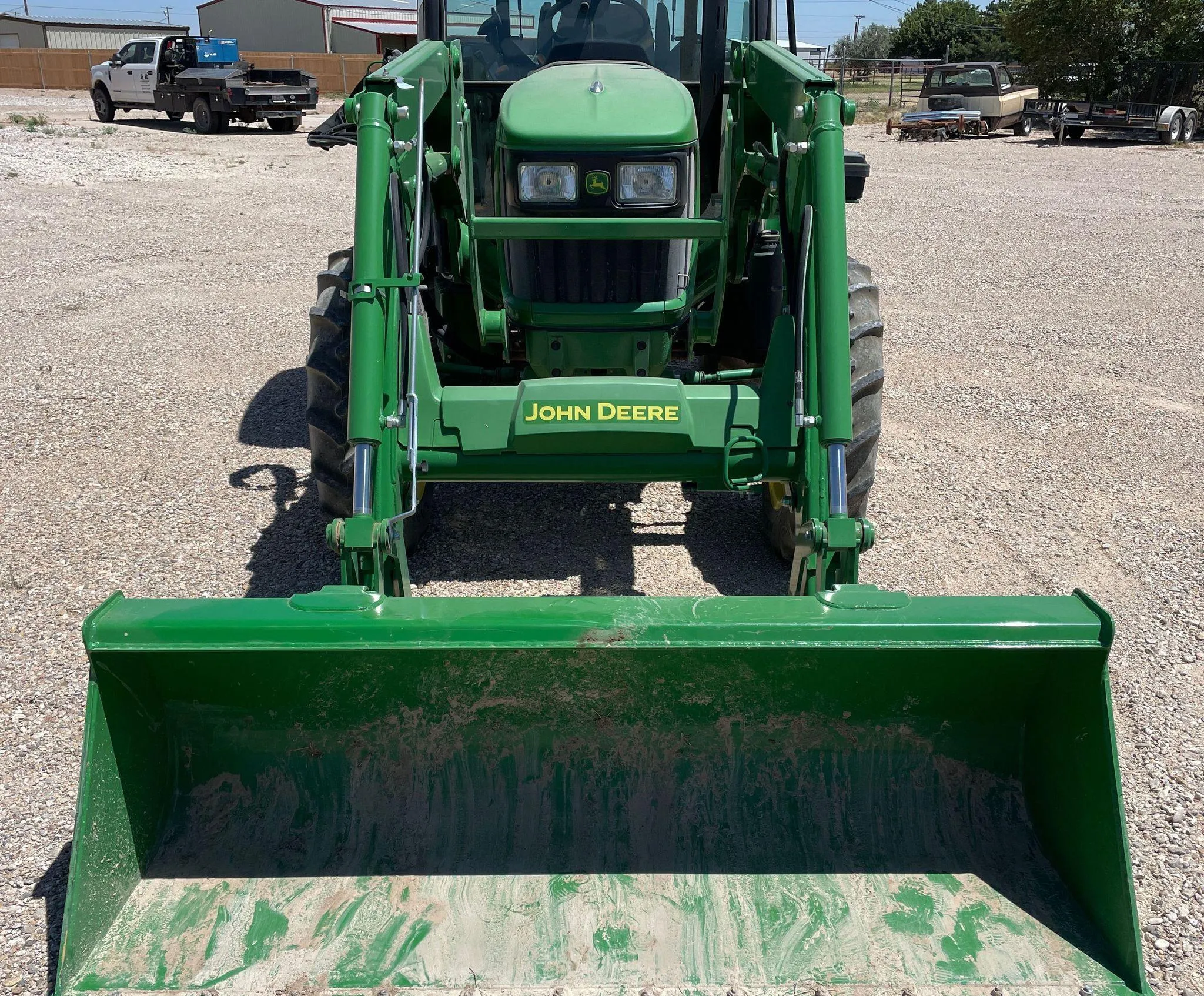 2018 John Deere 5075E MFWD
