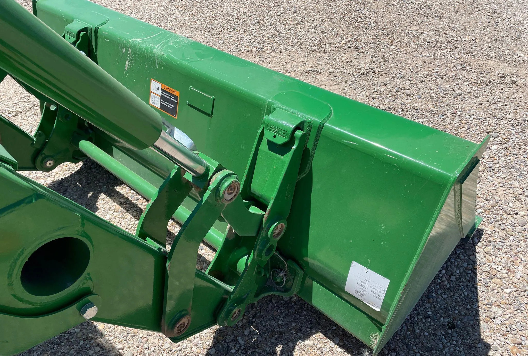 2018 John Deere 5075E MFWD