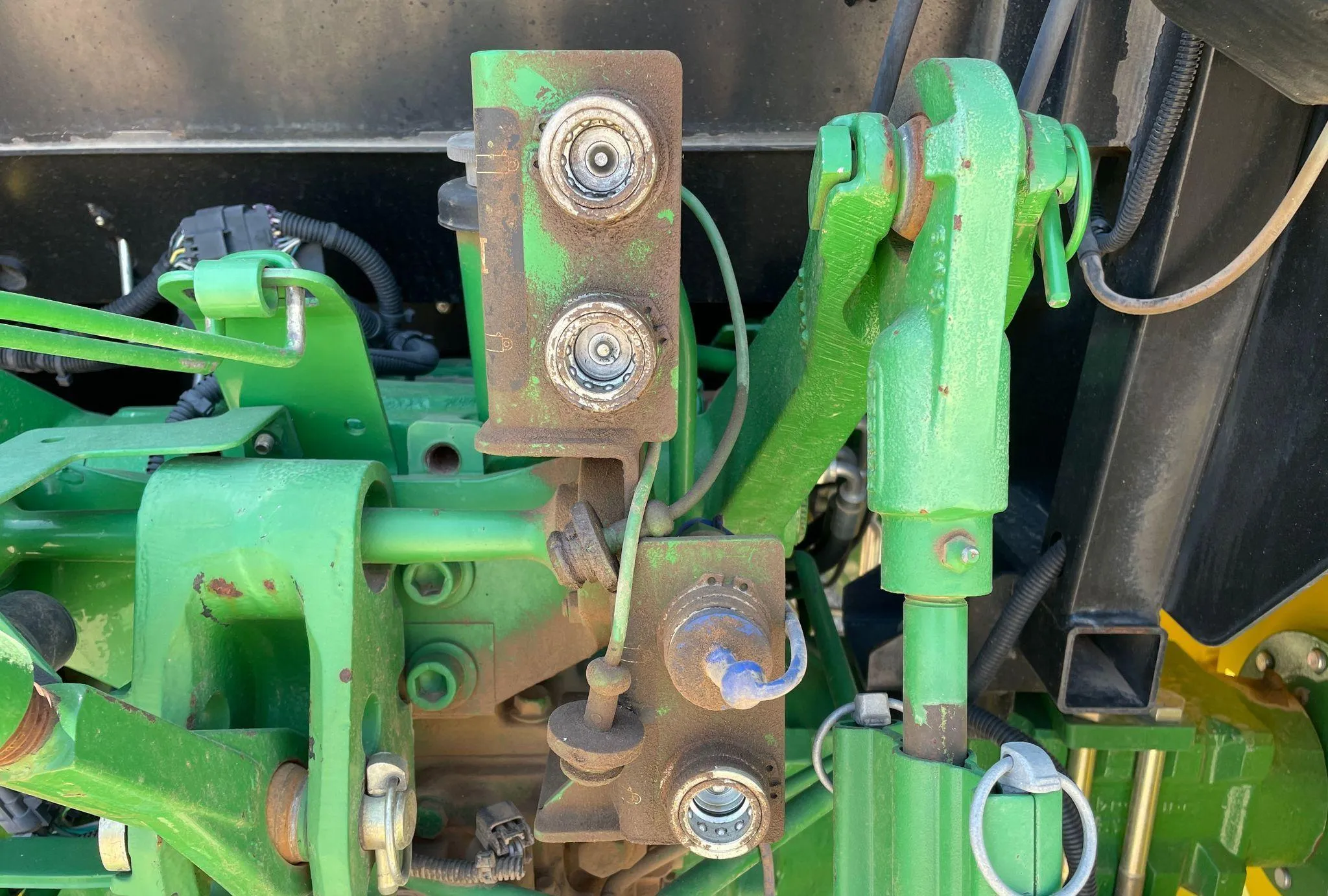 2018 John Deere 5075E MFWD