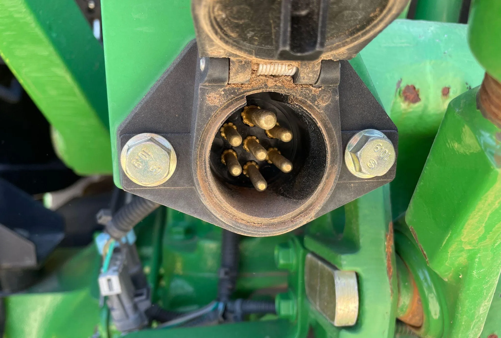 2018 John Deere 5075E MFWD