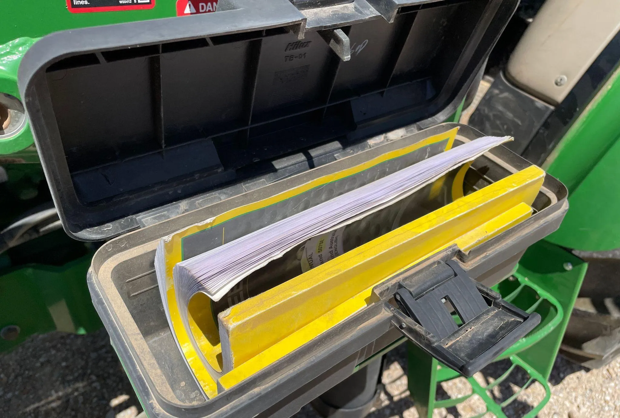 2018 John Deere 5075E MFWD