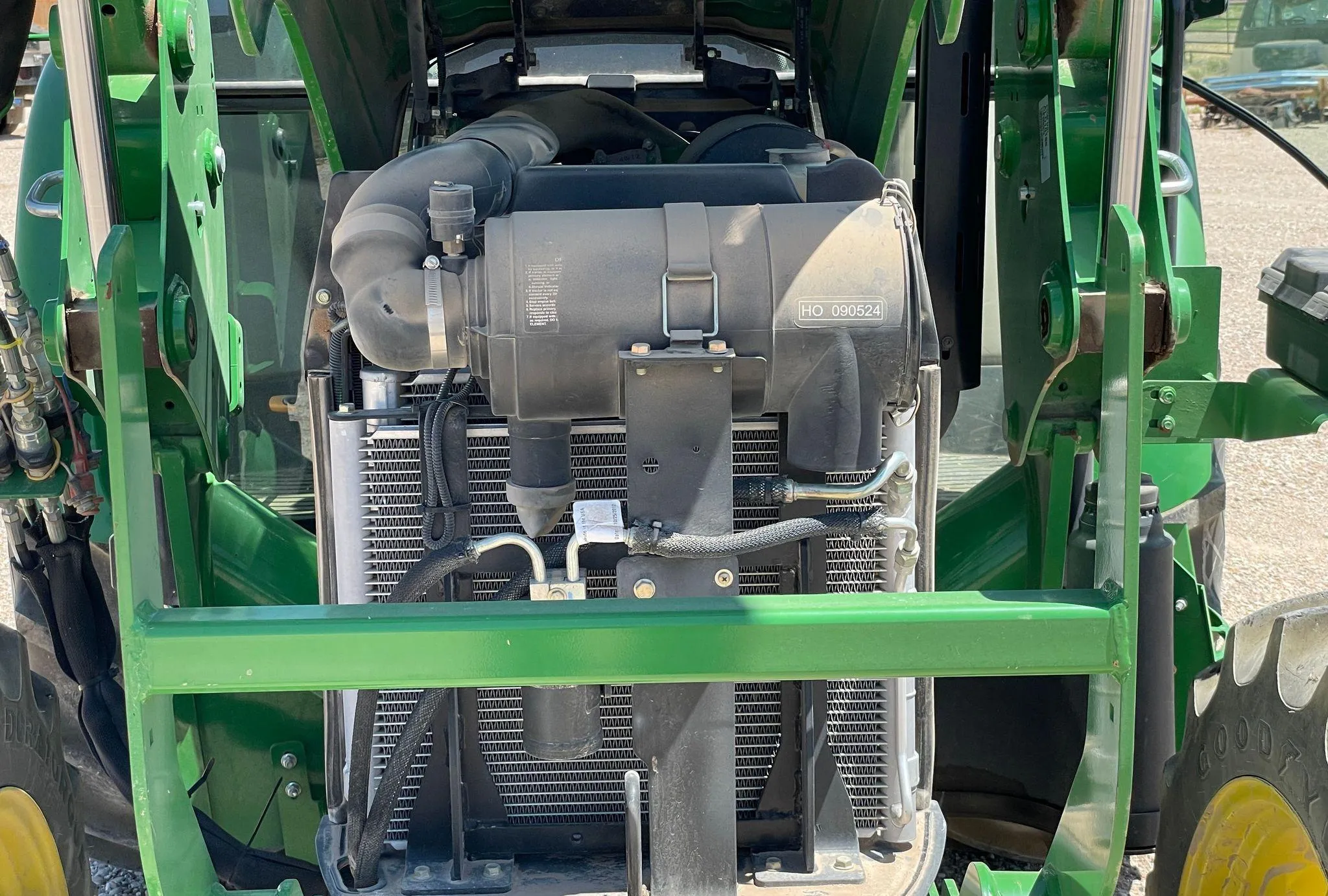 2018 John Deere 5075E MFWD