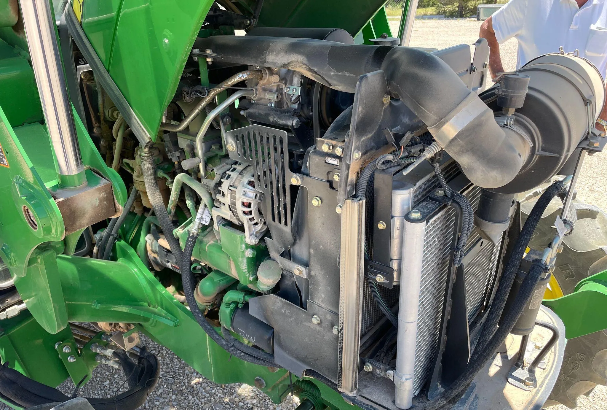 2018 John Deere 5075E MFWD