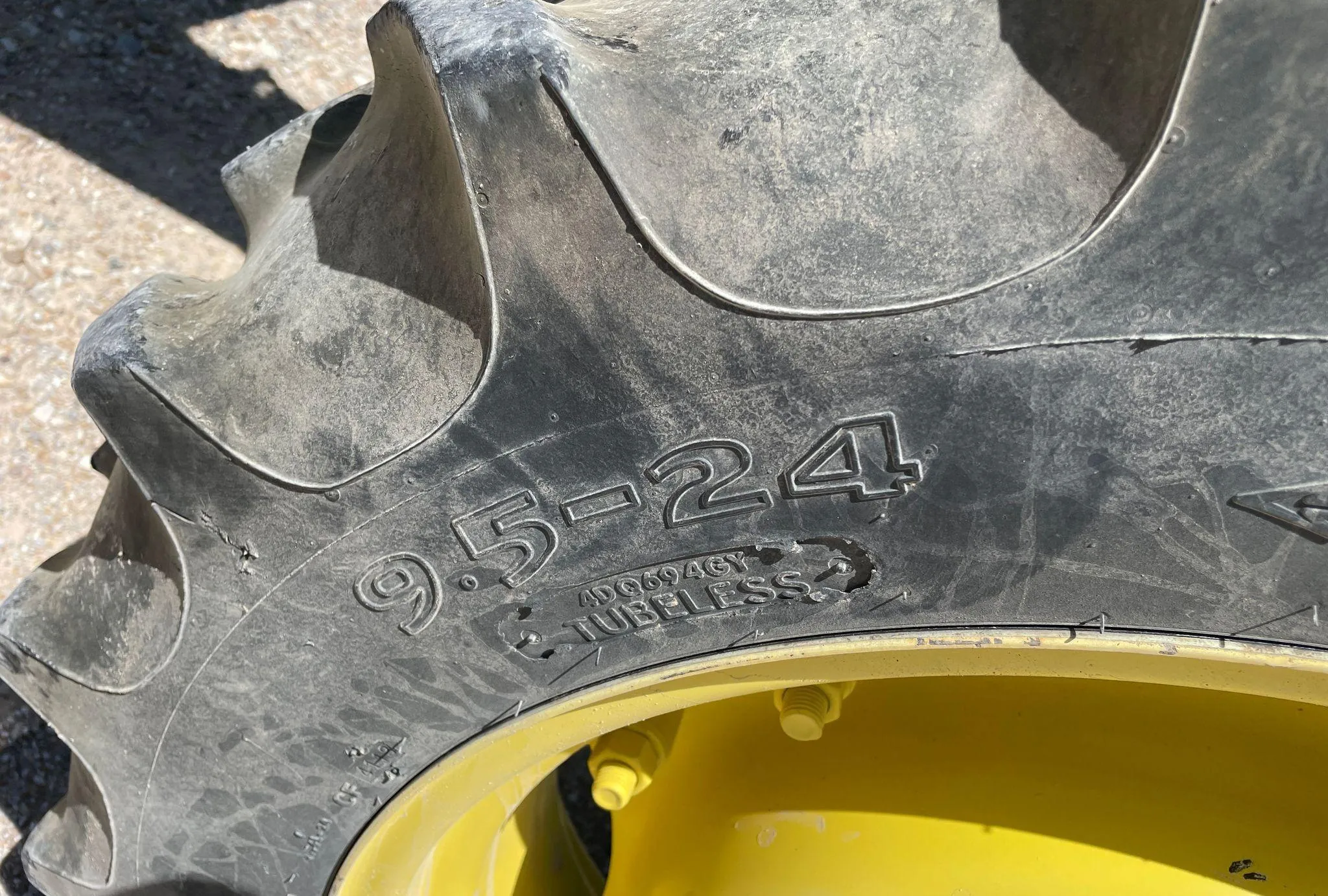 2018 John Deere 5075E MFWD