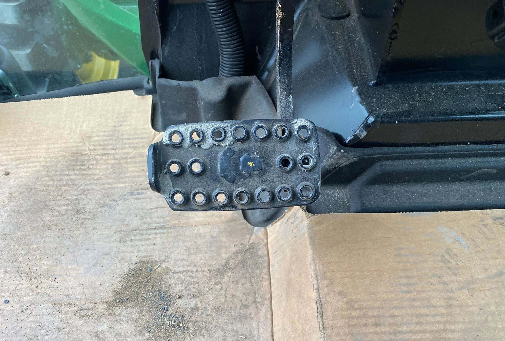 2022 John Deere 5065E MFWD