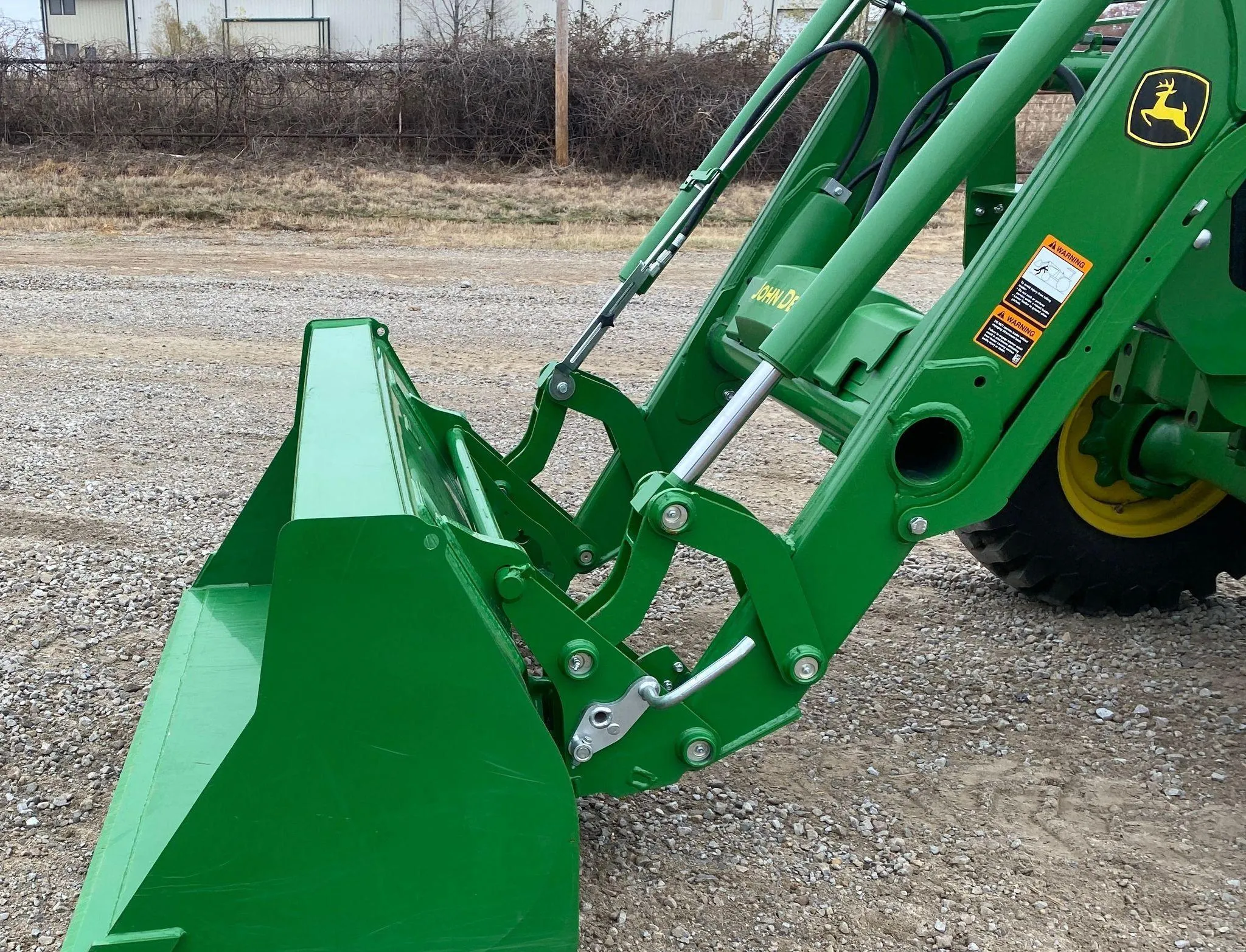 2022 John Deere 5065E MFWD