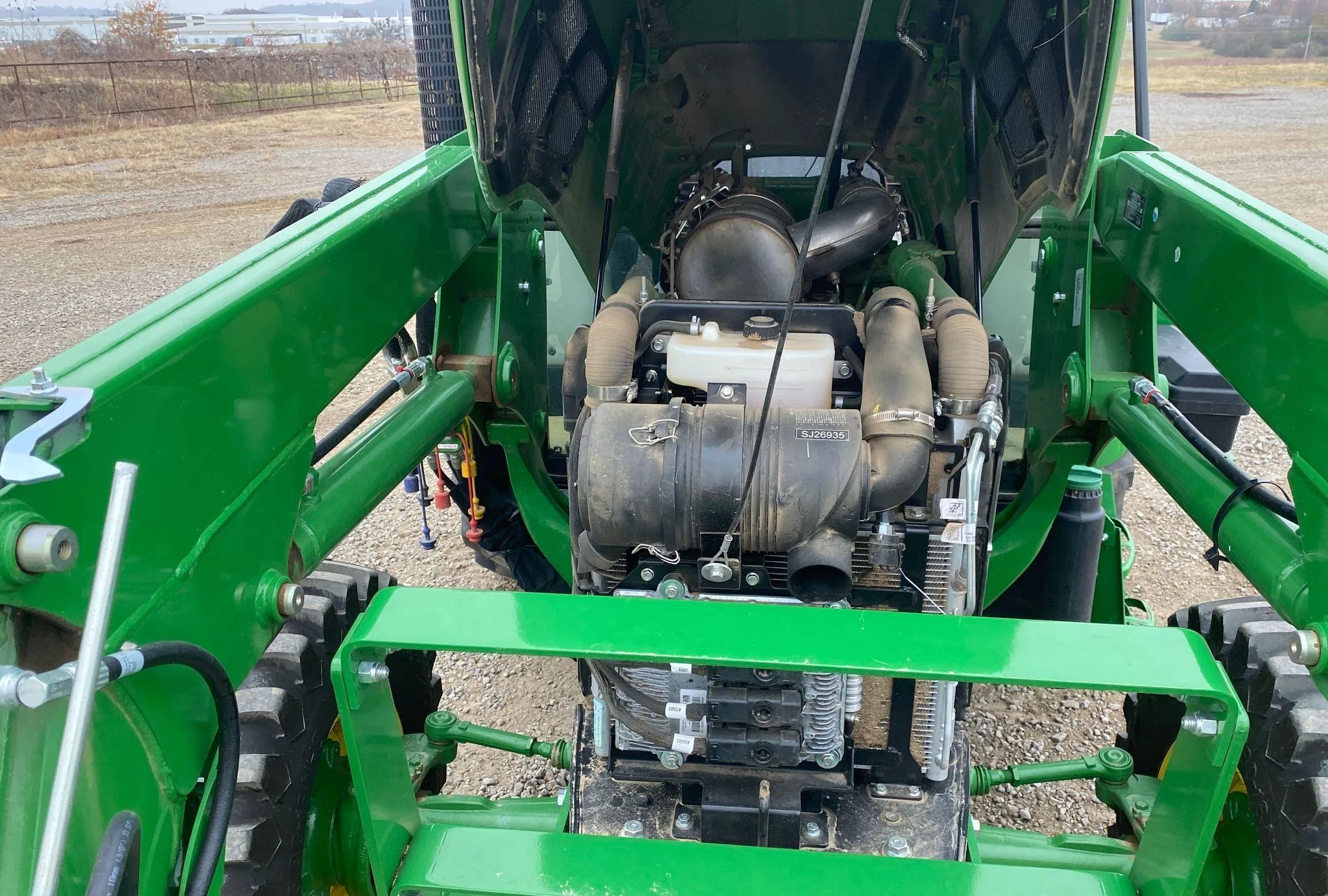 2022 John Deere 5065E MFWD