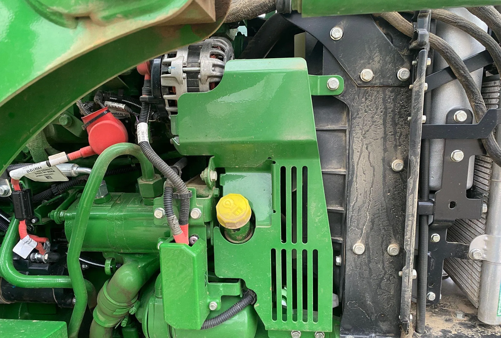 2022 John Deere 5065E MFWD