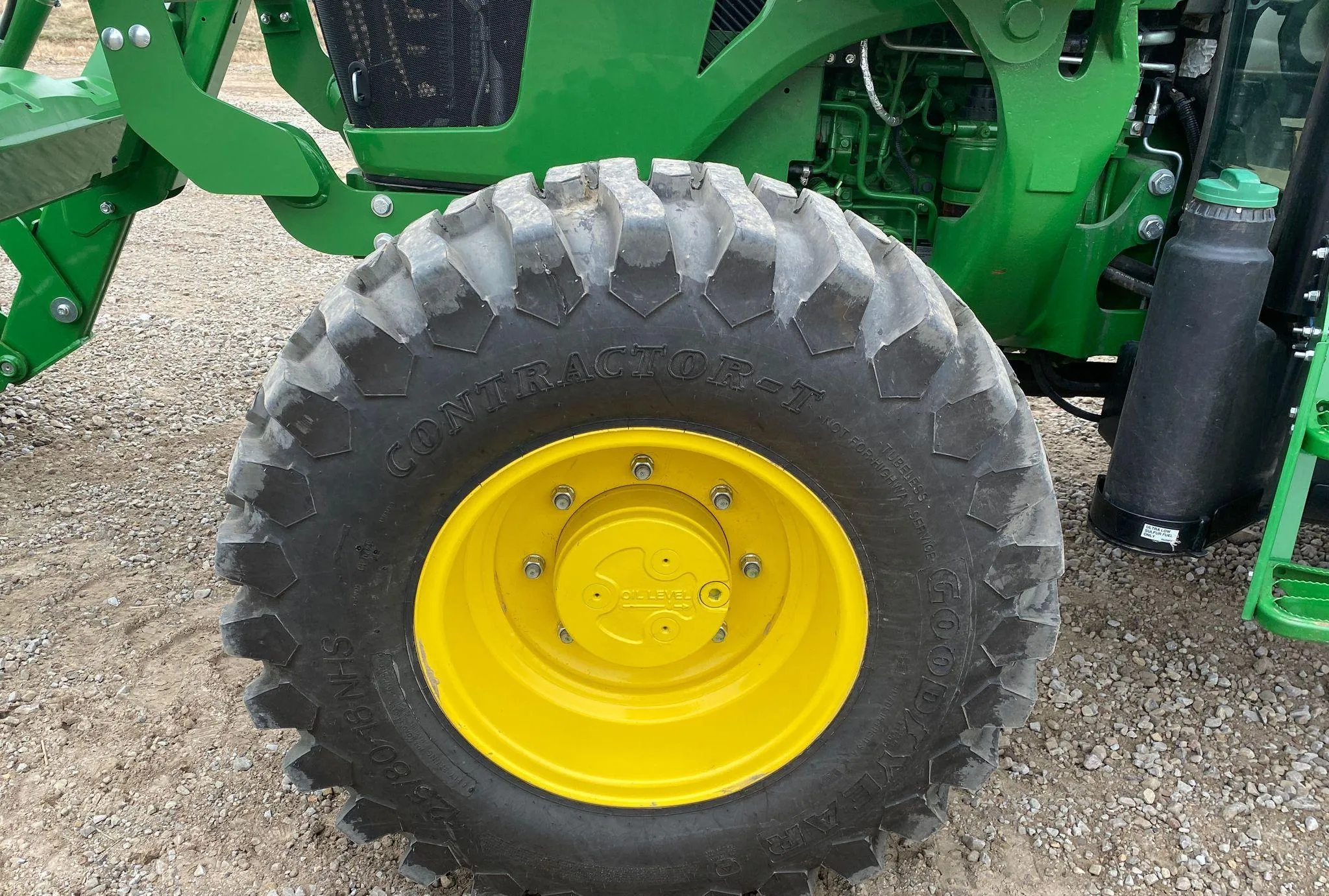 2022 John Deere 5065E MFWD