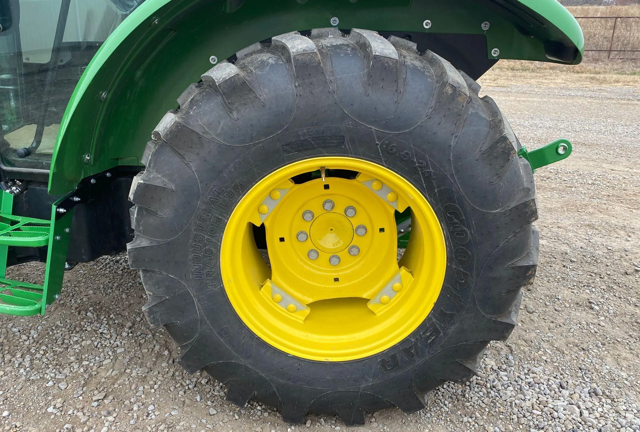 2022 John Deere 5065E MFWD