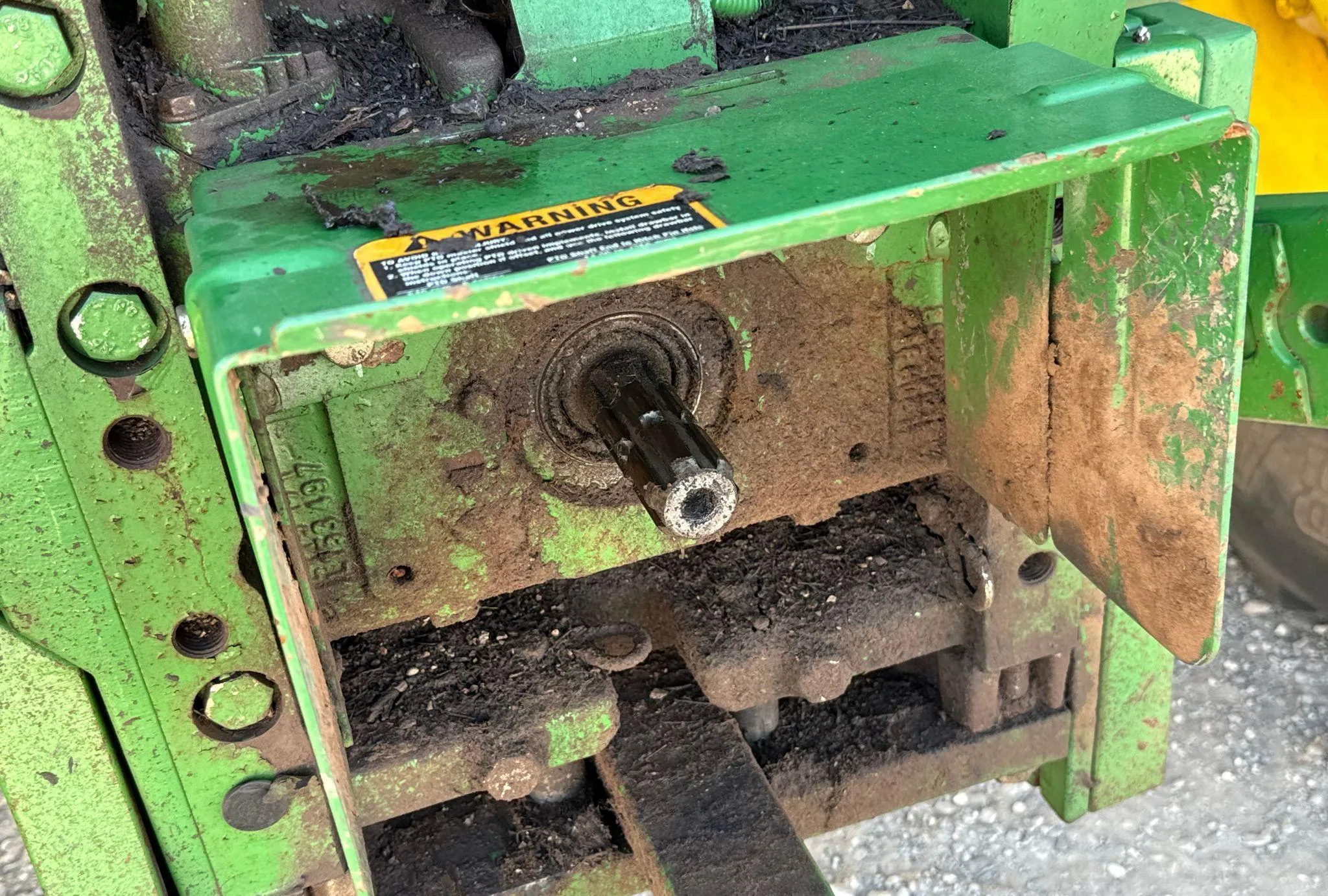 2016 John Deere 6110M MFWD