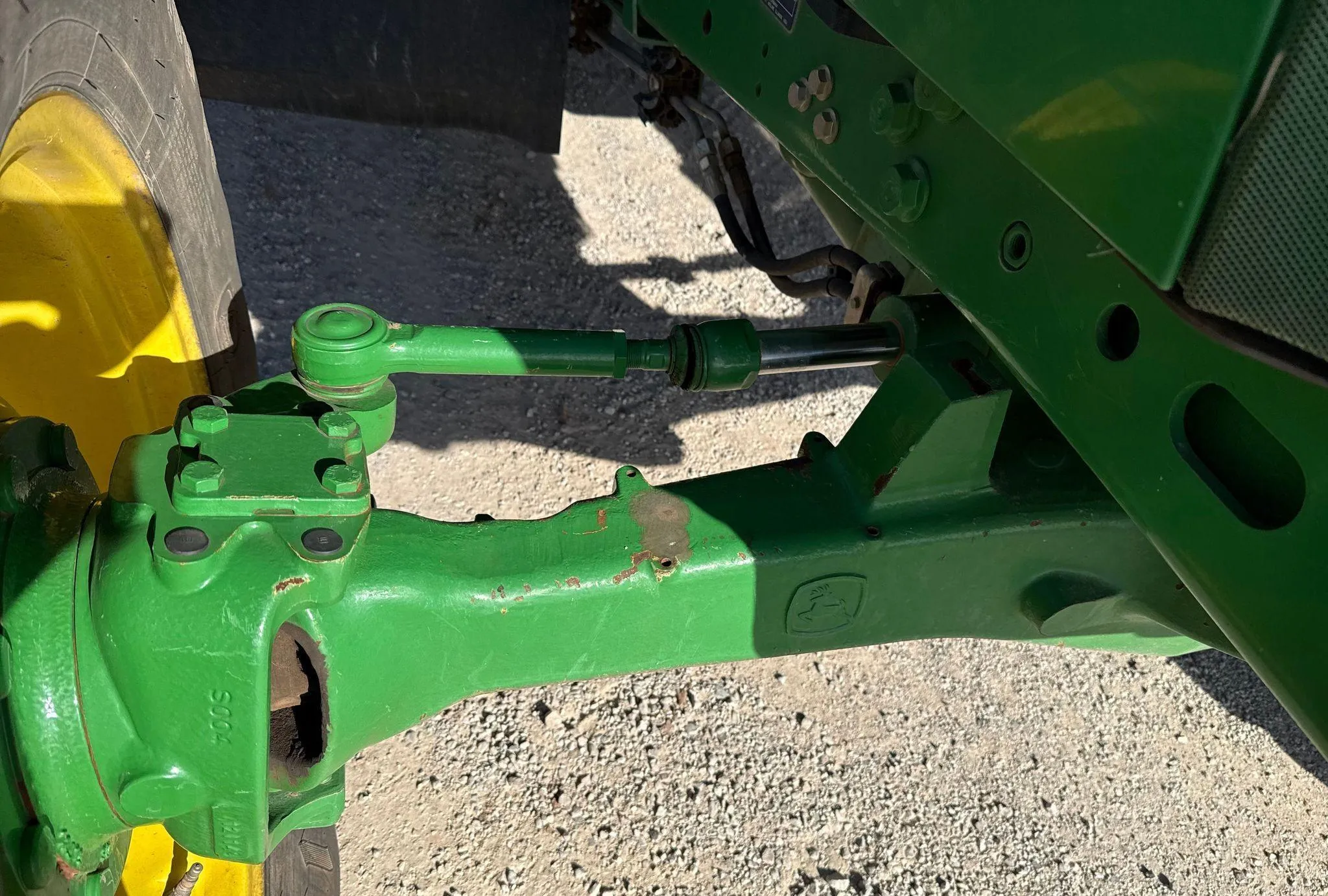 2016 John Deere 6110M MFWD