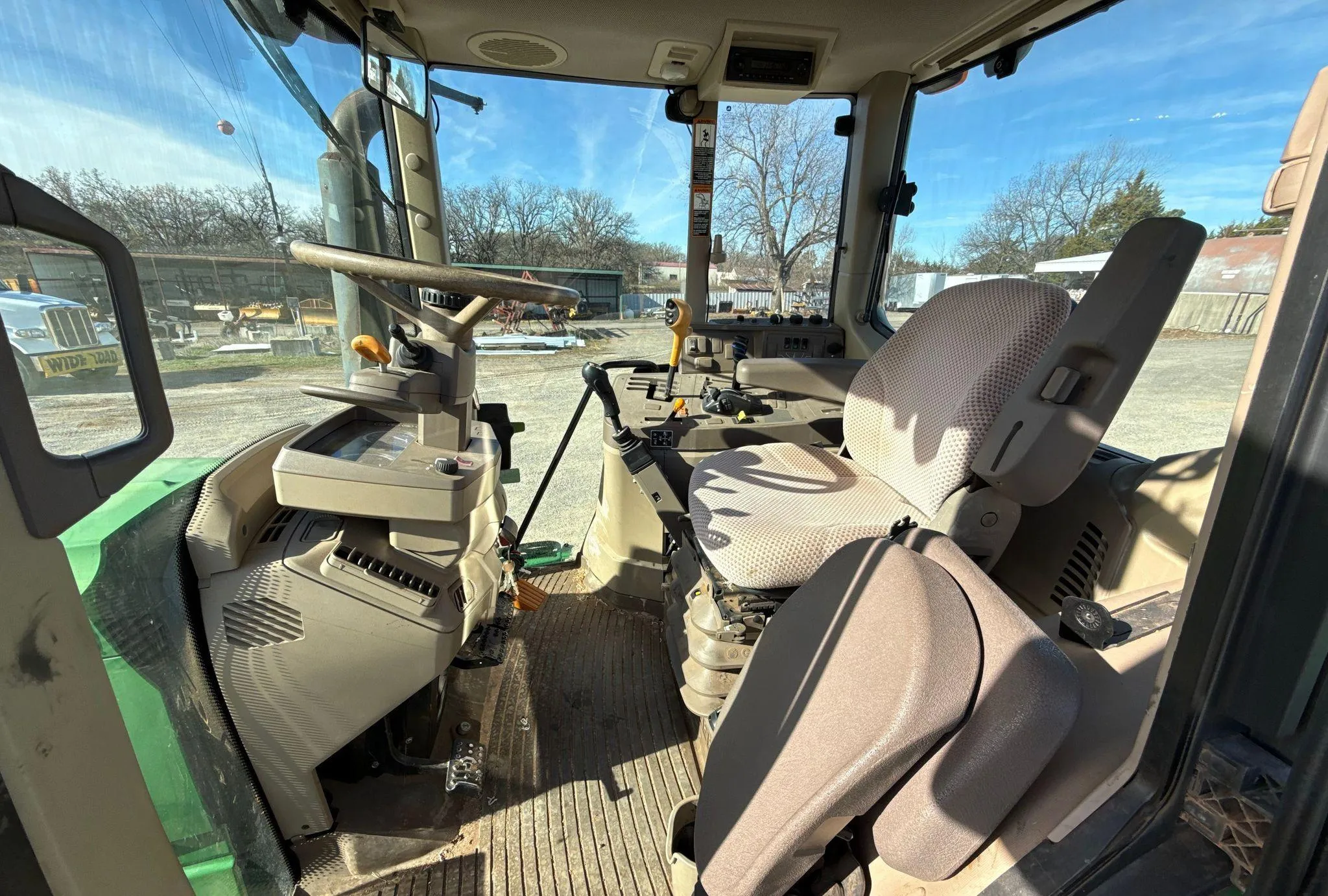 2016 John Deere 6110M MFWD