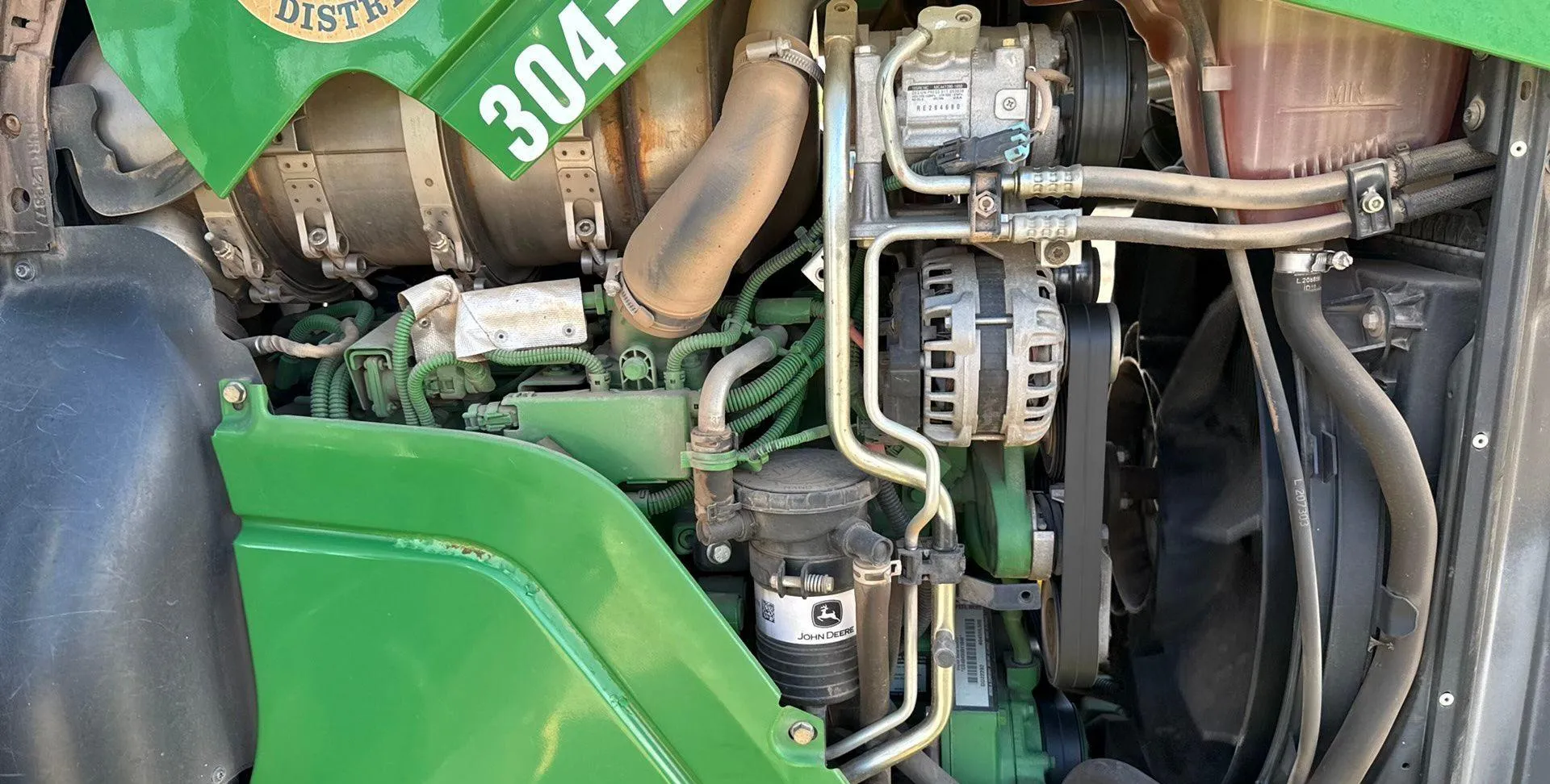 2016 John Deere 6110M MFWD