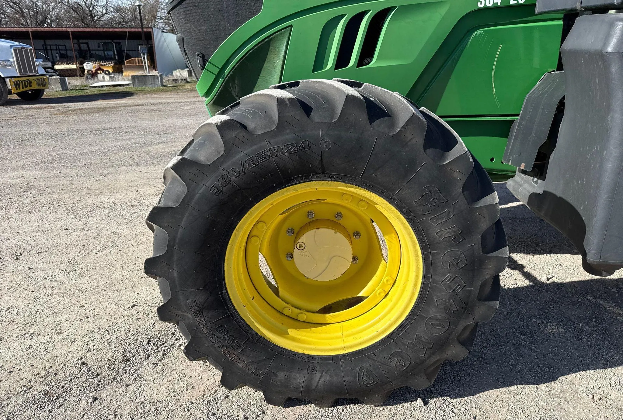 2016 John Deere 6110M MFWD