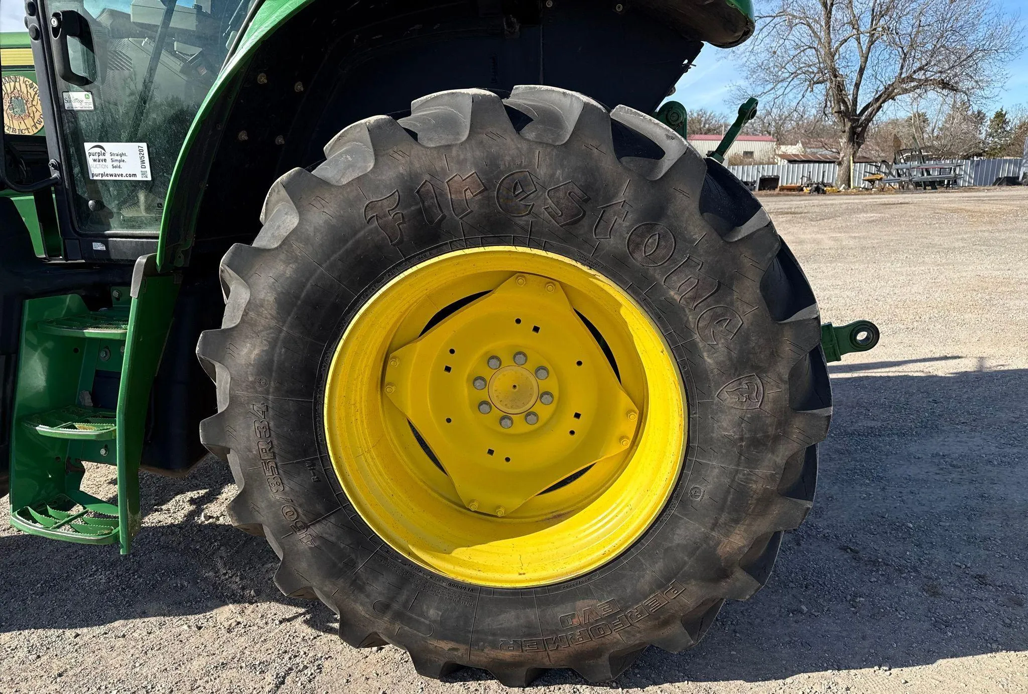 2016 John Deere 6110M MFWD