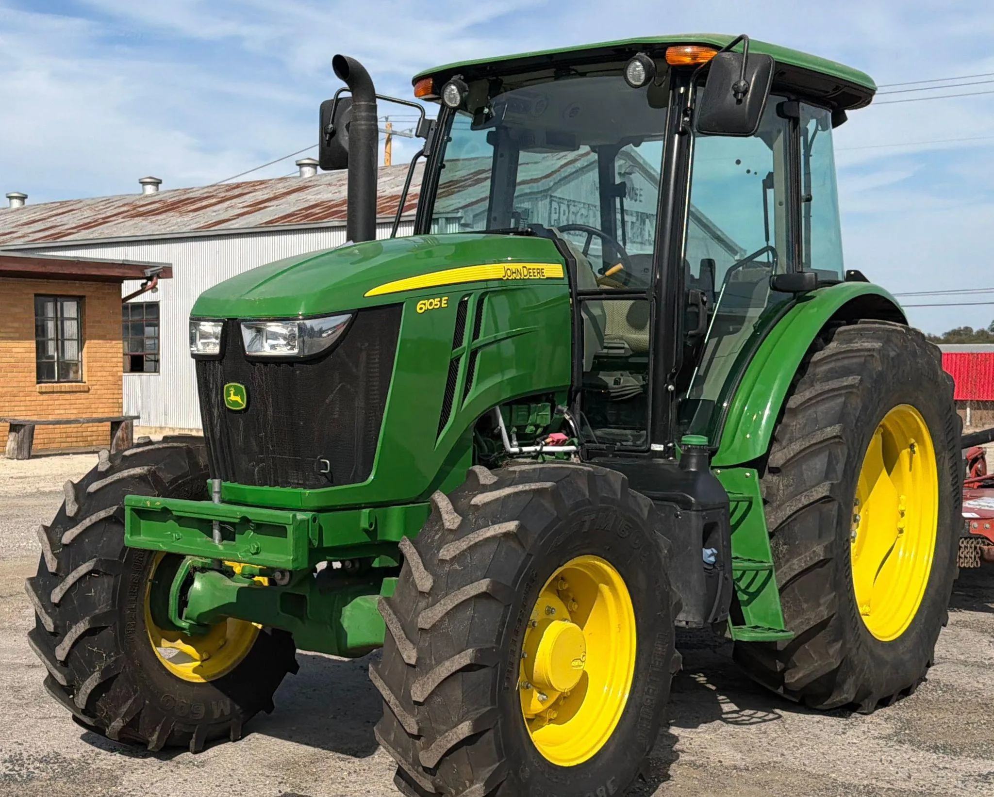 2022 John Deere 2022 John Deere 6105E MFWD alt
