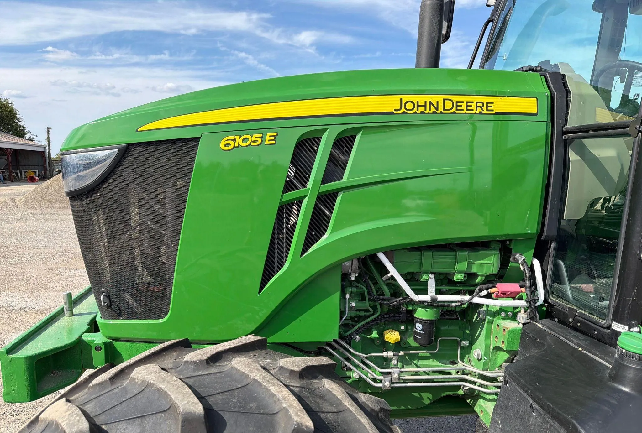 2022 John Deere 6105E MFWD